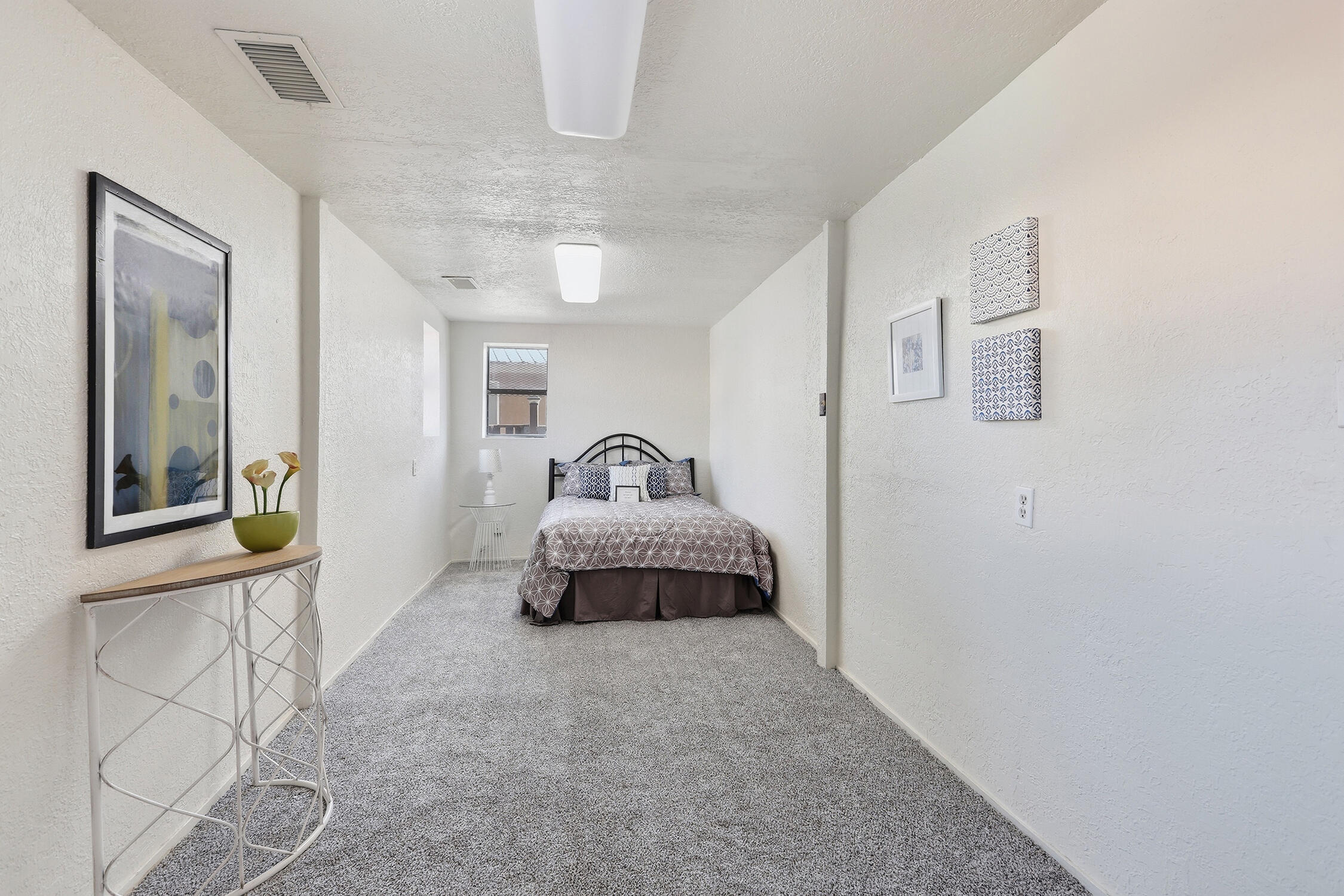 Photo 7 — 9511 4th Street NW