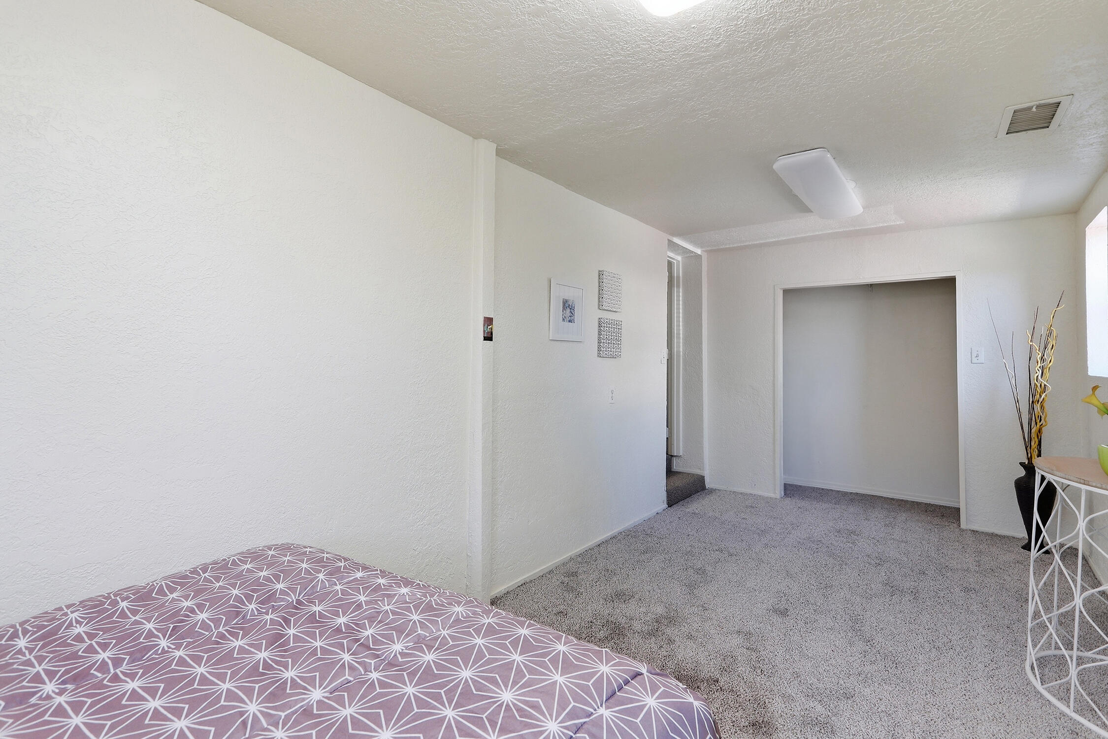 Photo 8 — 9511 4th Street NW