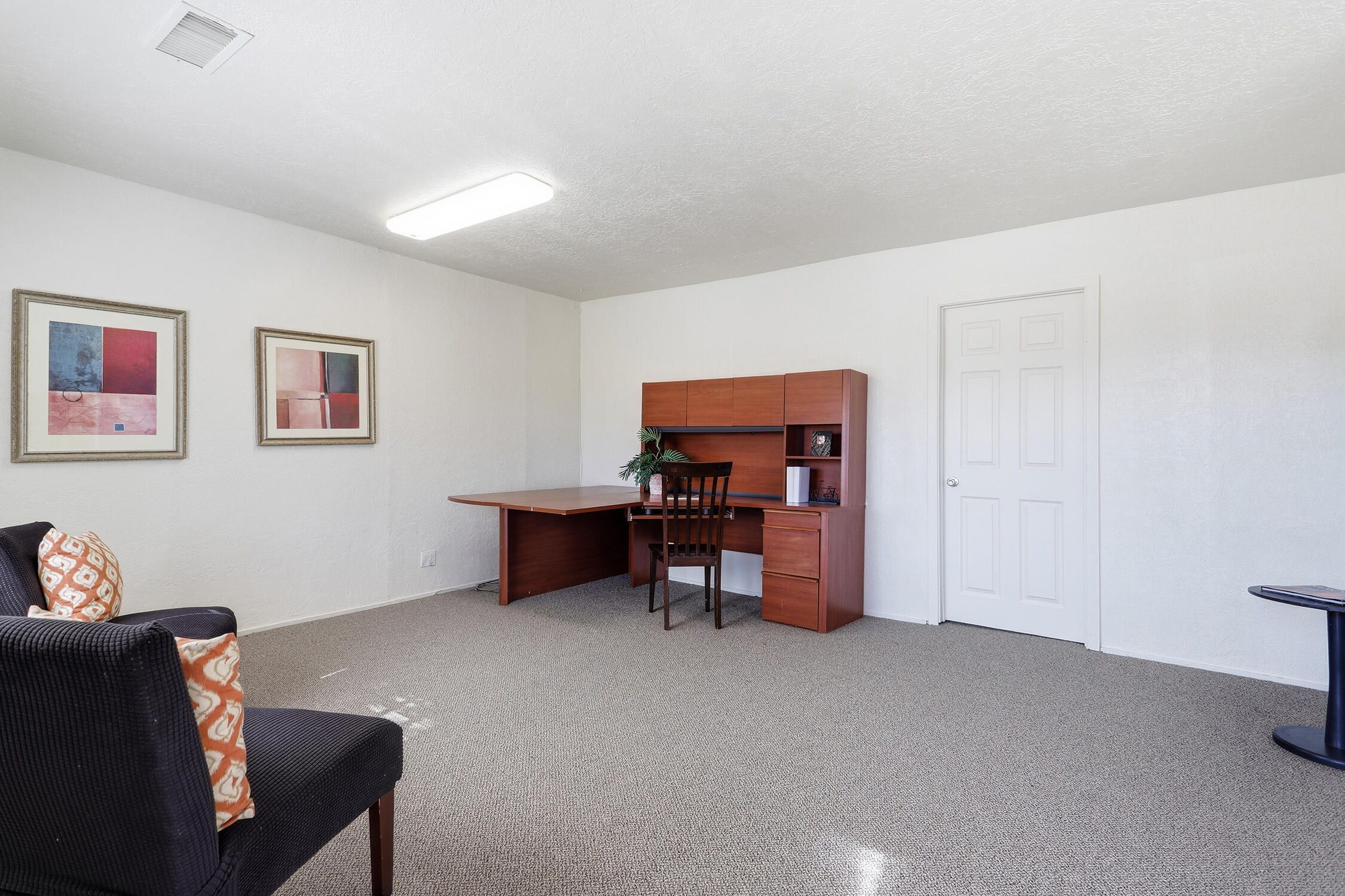 Photo 13 — 9511 4th Street NW