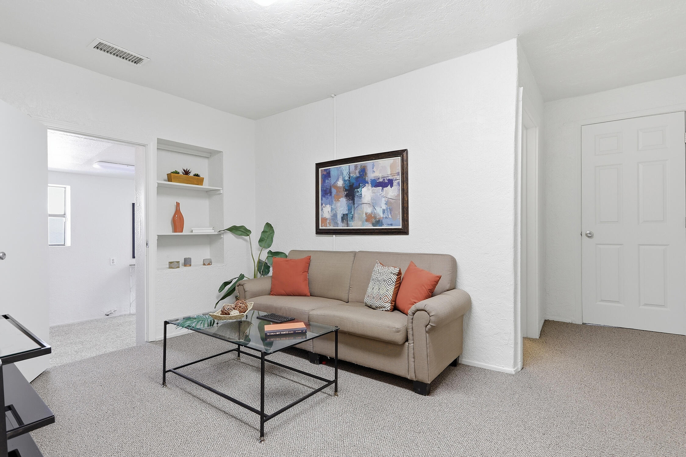 Photo 2 — 9511 4th Street NW