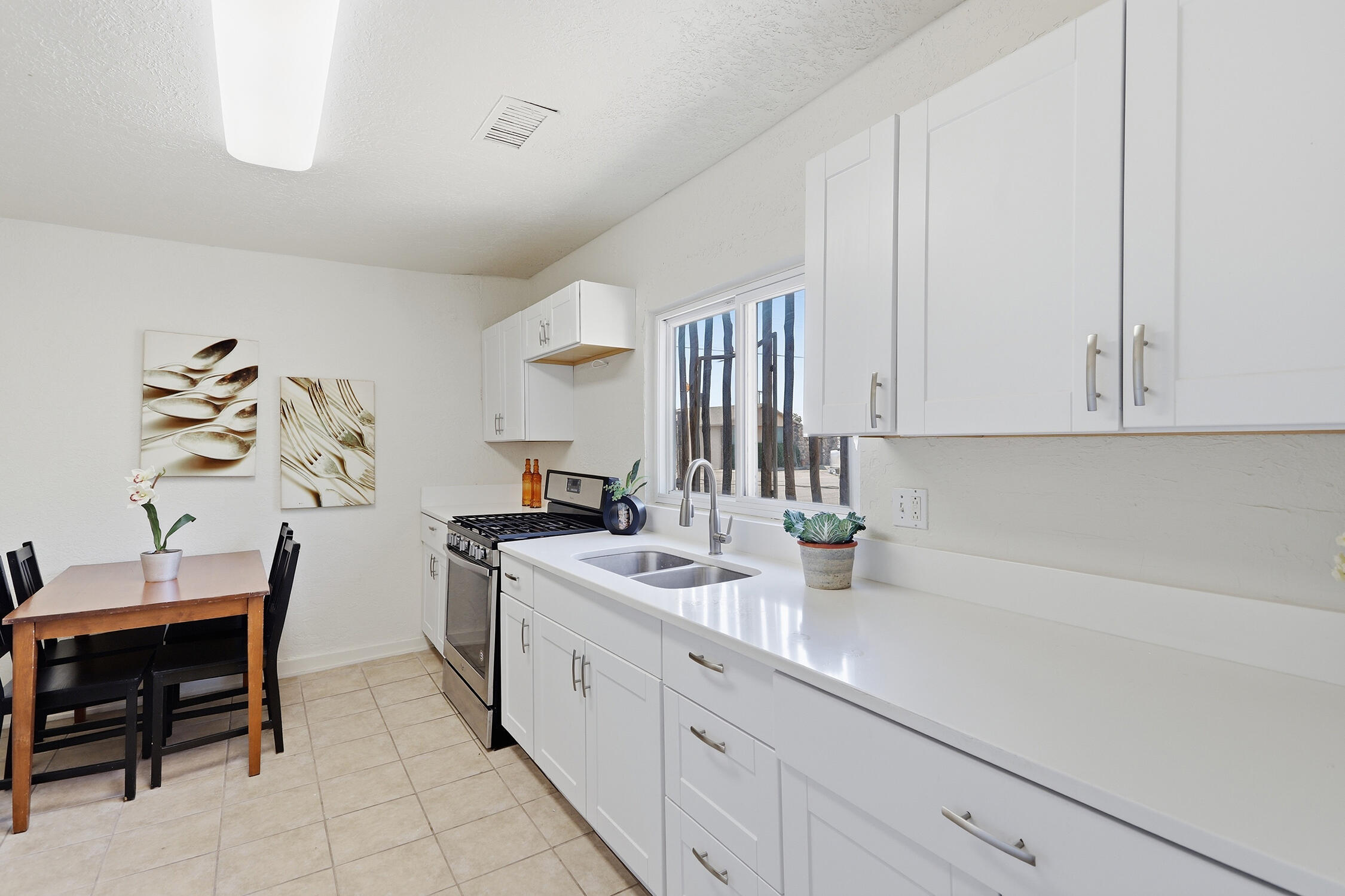 Photo 3 — 9511 4th Street NW