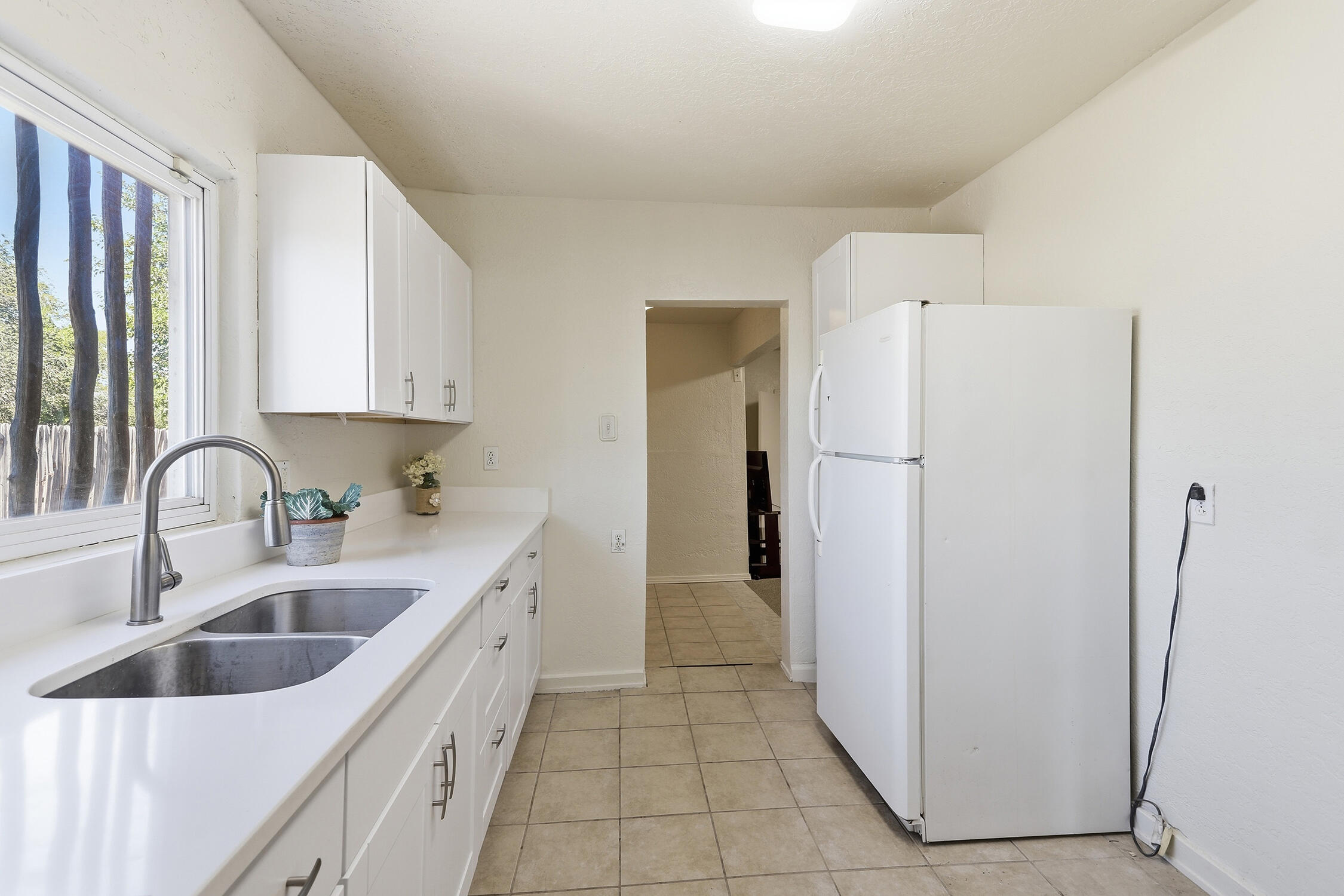 Photo 5 — 9511 4th Street NW