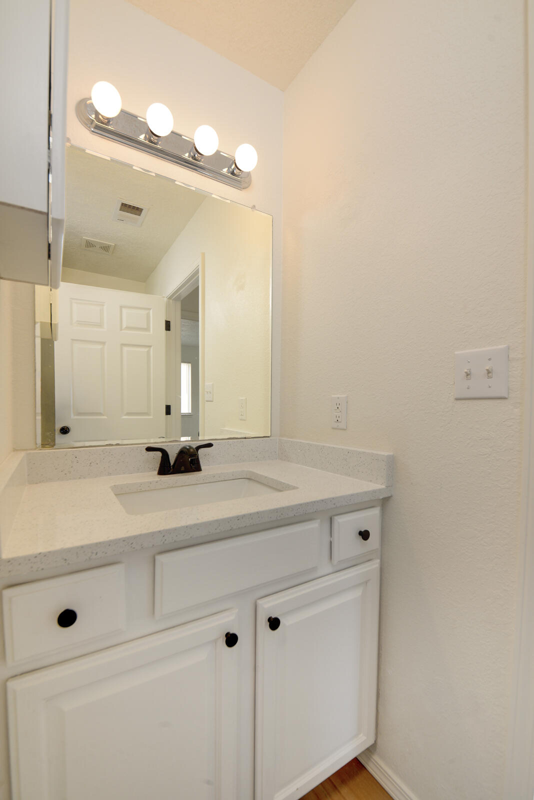 Photo 9 — 4701 Morris Street NE APT 2604