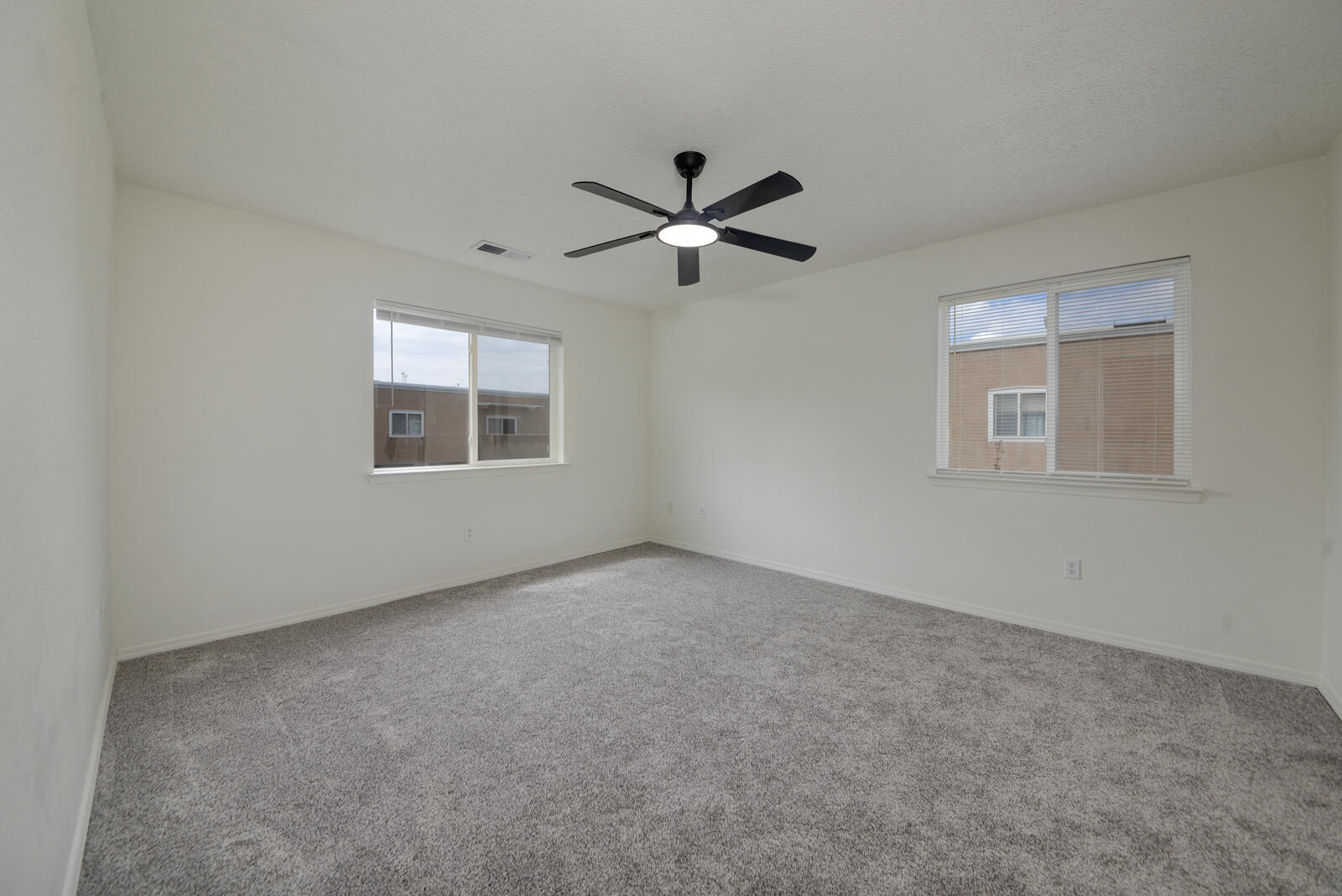 Photo 11 — 4701 Morris Street NE APT 2604
