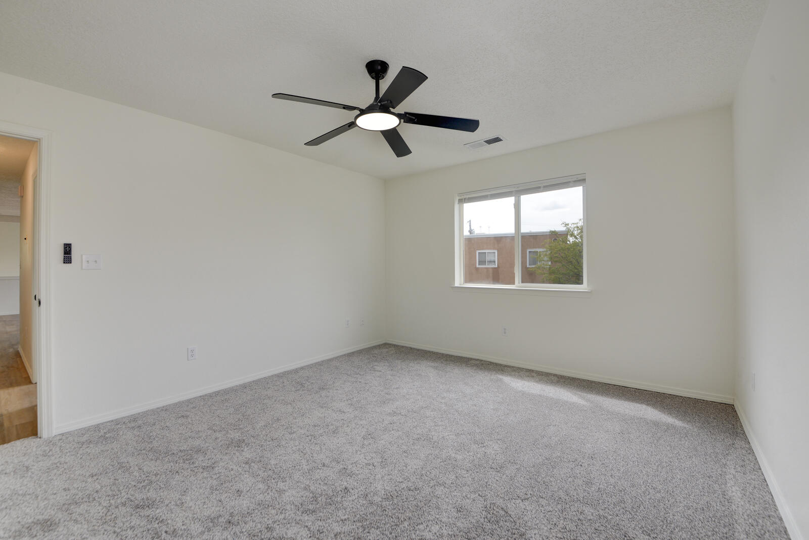 Photo 12 — 4701 Morris Street NE APT 2604