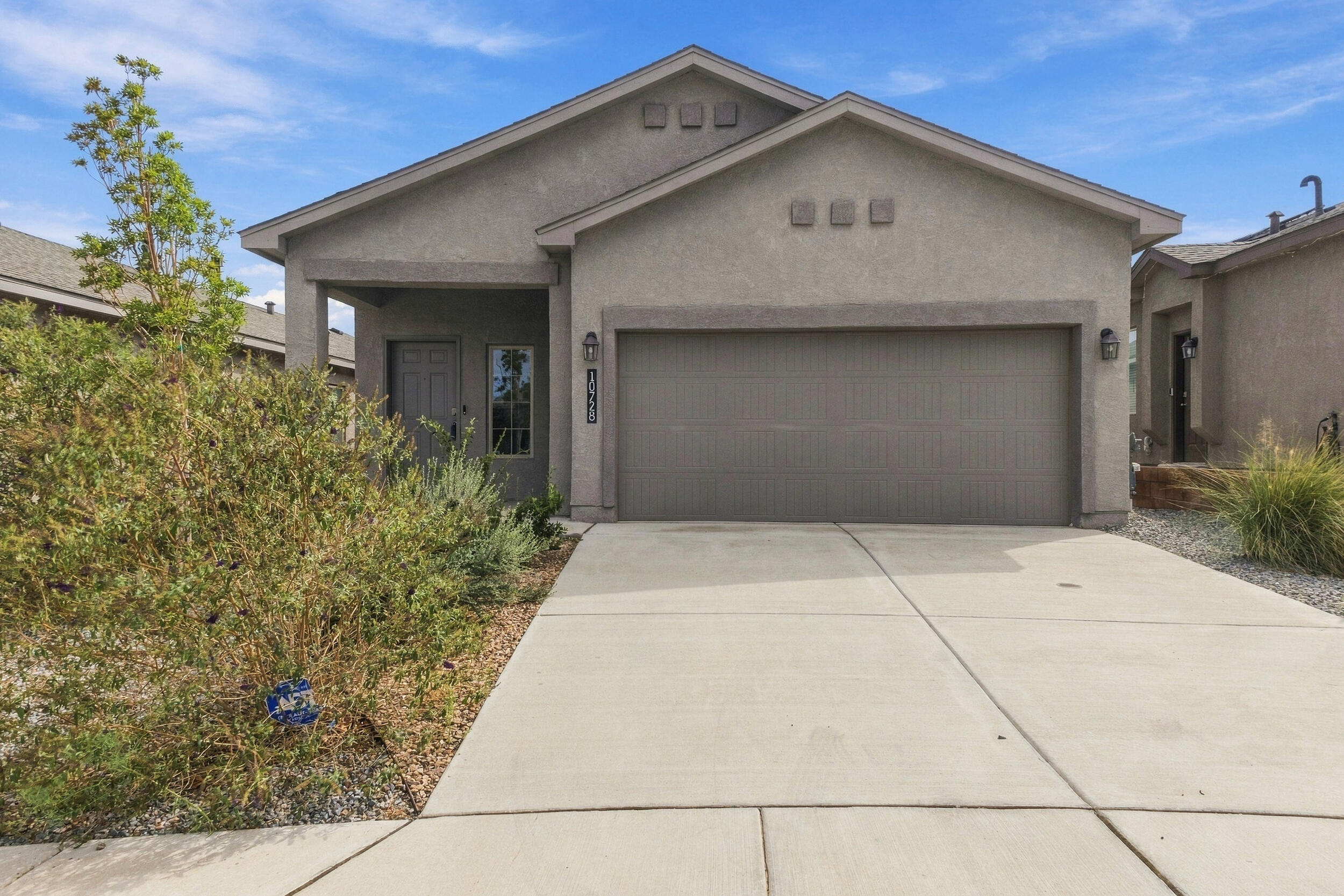 10728 Sabino Loop SW, Albuquerque, NM 87121
