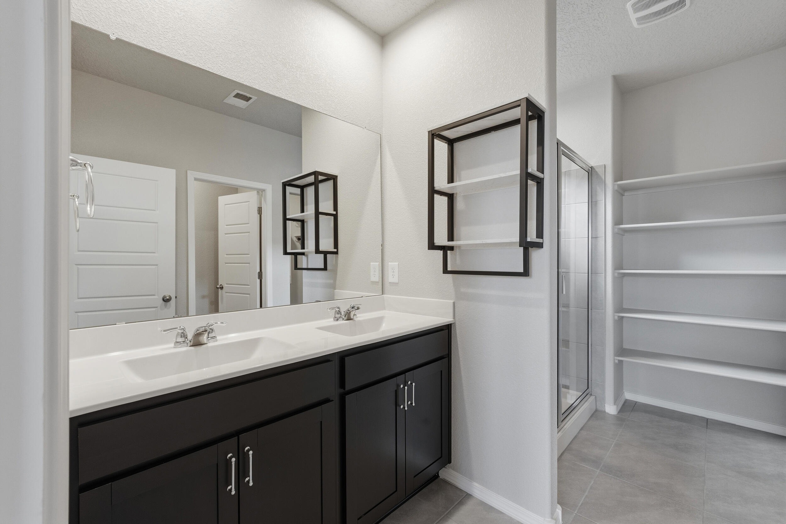 Photo 18 — 10728 Sabino Loop SW