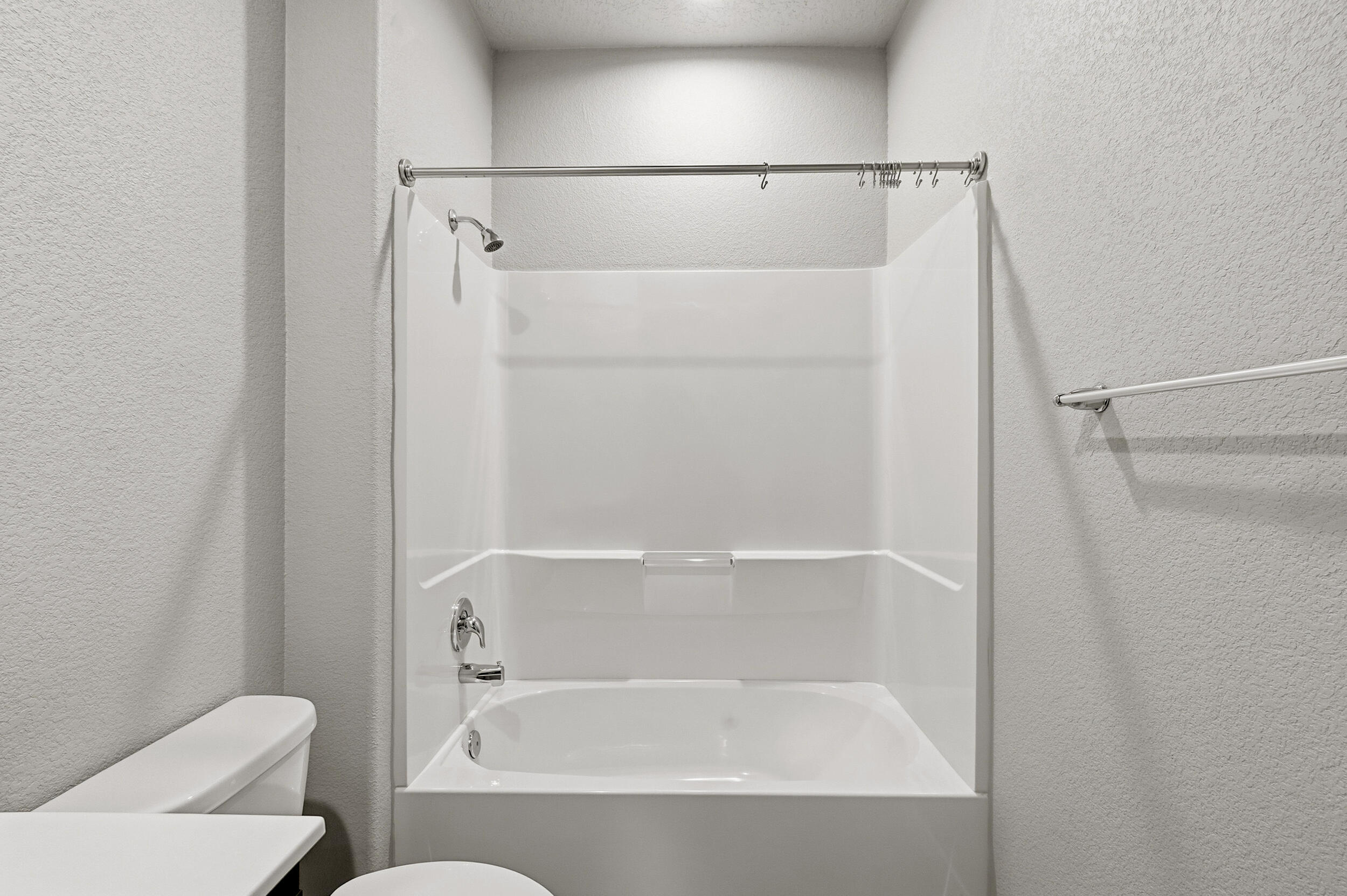Photo 11 — 10728 Sabino Loop SW