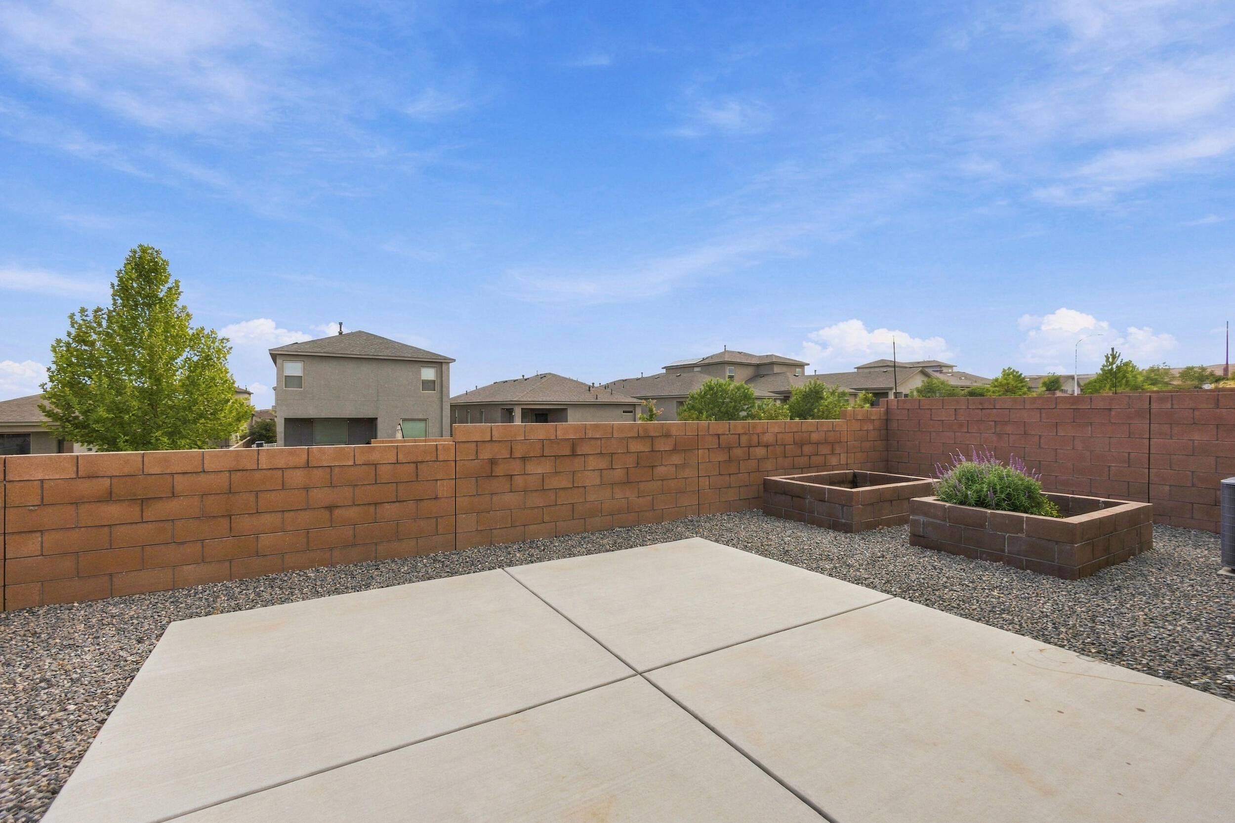 Photo 5 — 10728 Sabino Loop SW