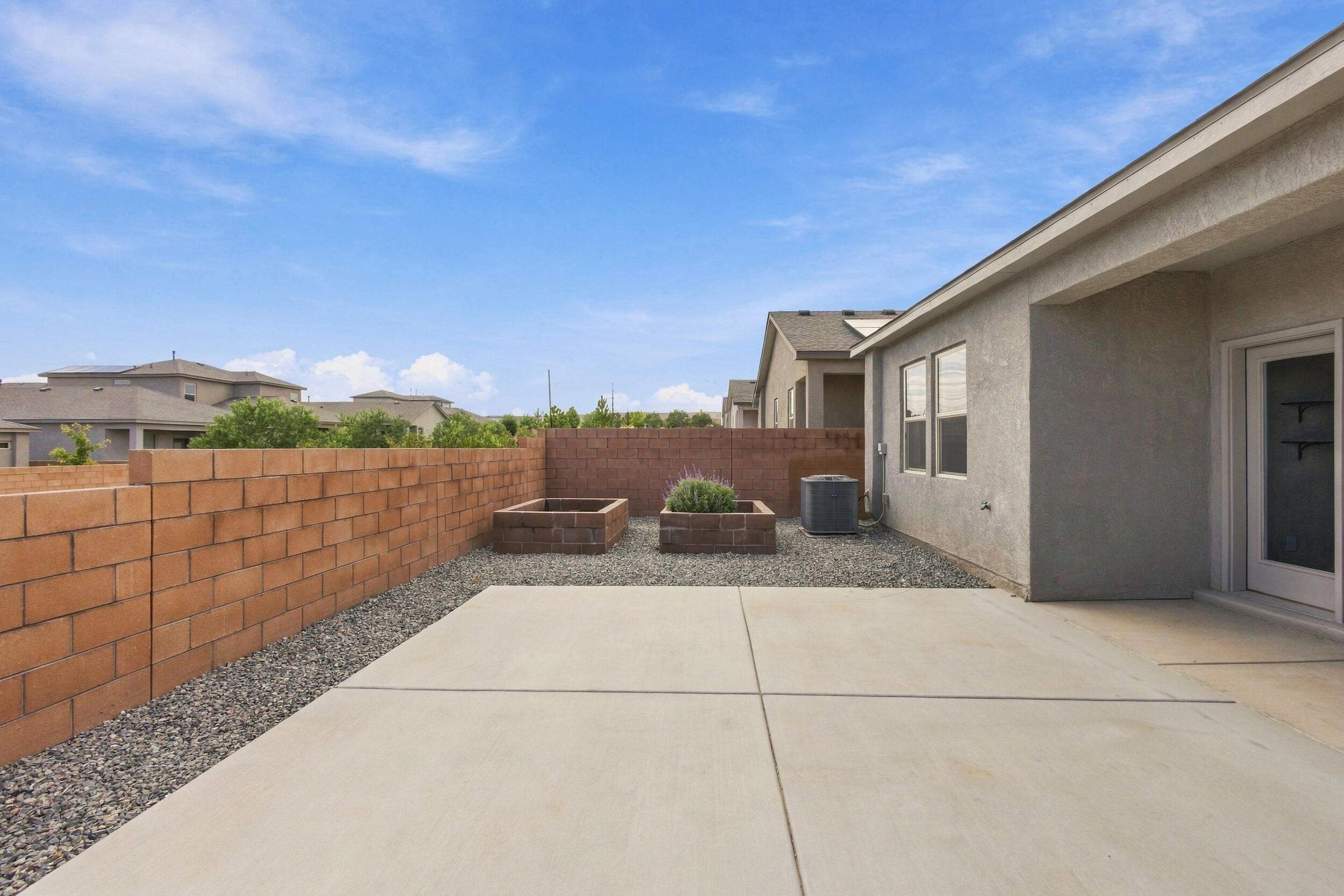 Photo 4 — 10728 Sabino Loop SW