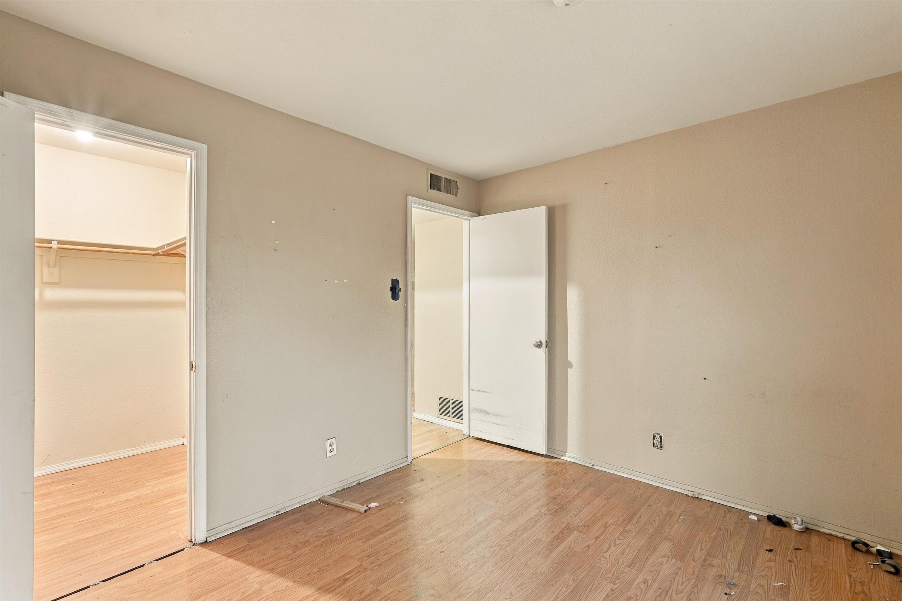Photo 15 — 12737 Tomlinson Drive SE