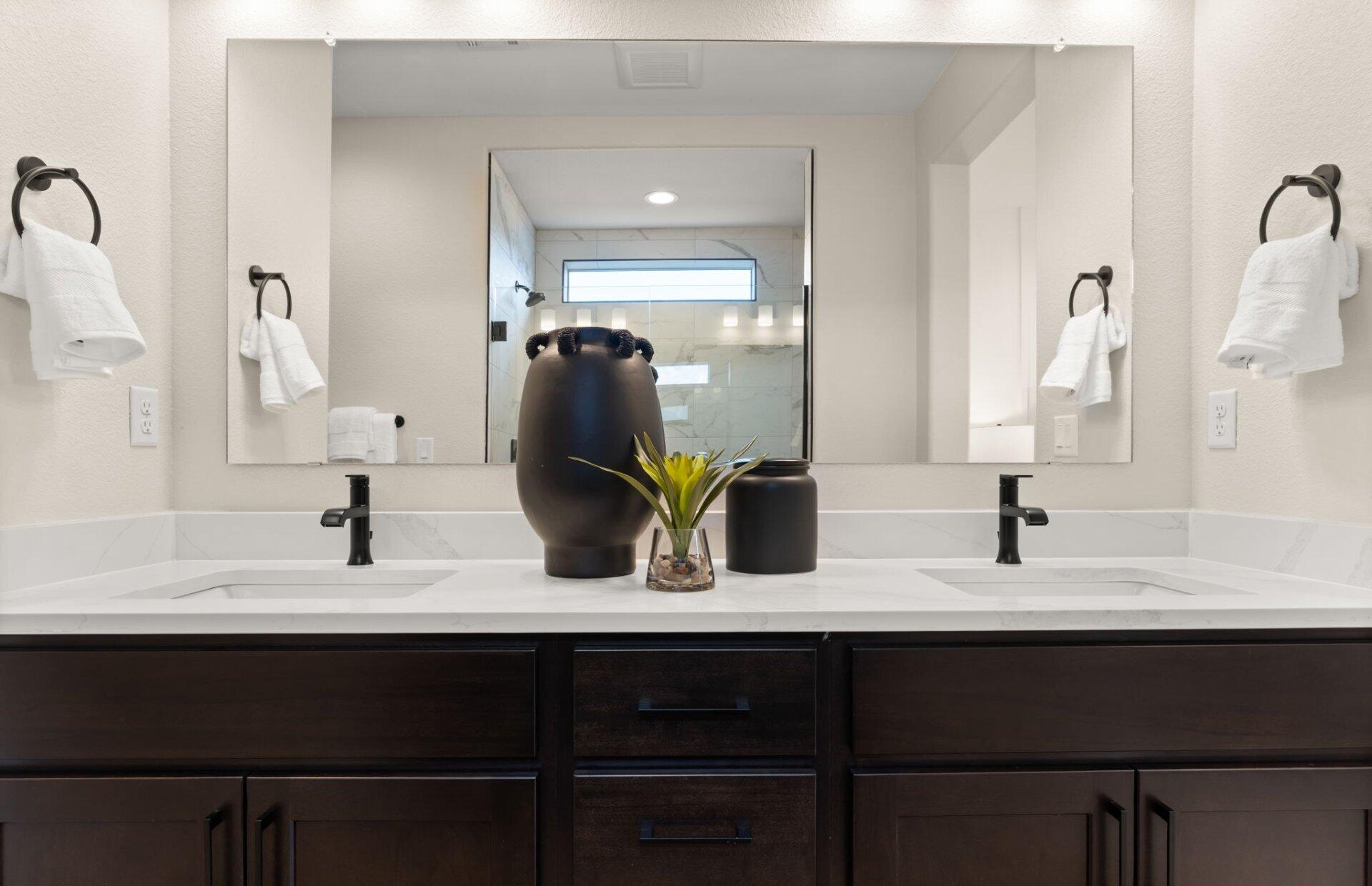 Photo 18 — 2626 Seaforth Circle NE