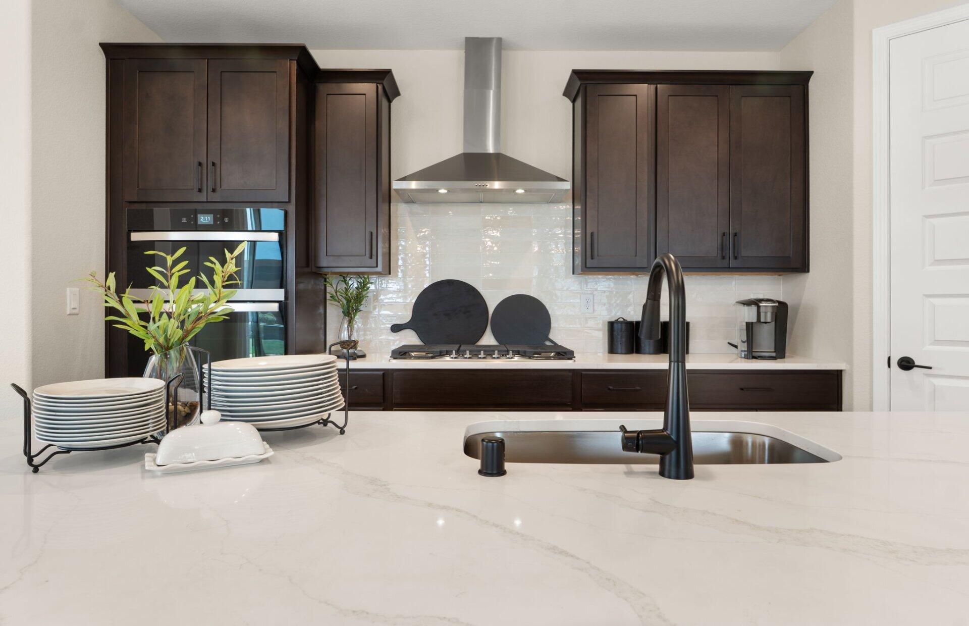 Photo 6 — 2626 Seaforth Circle NE