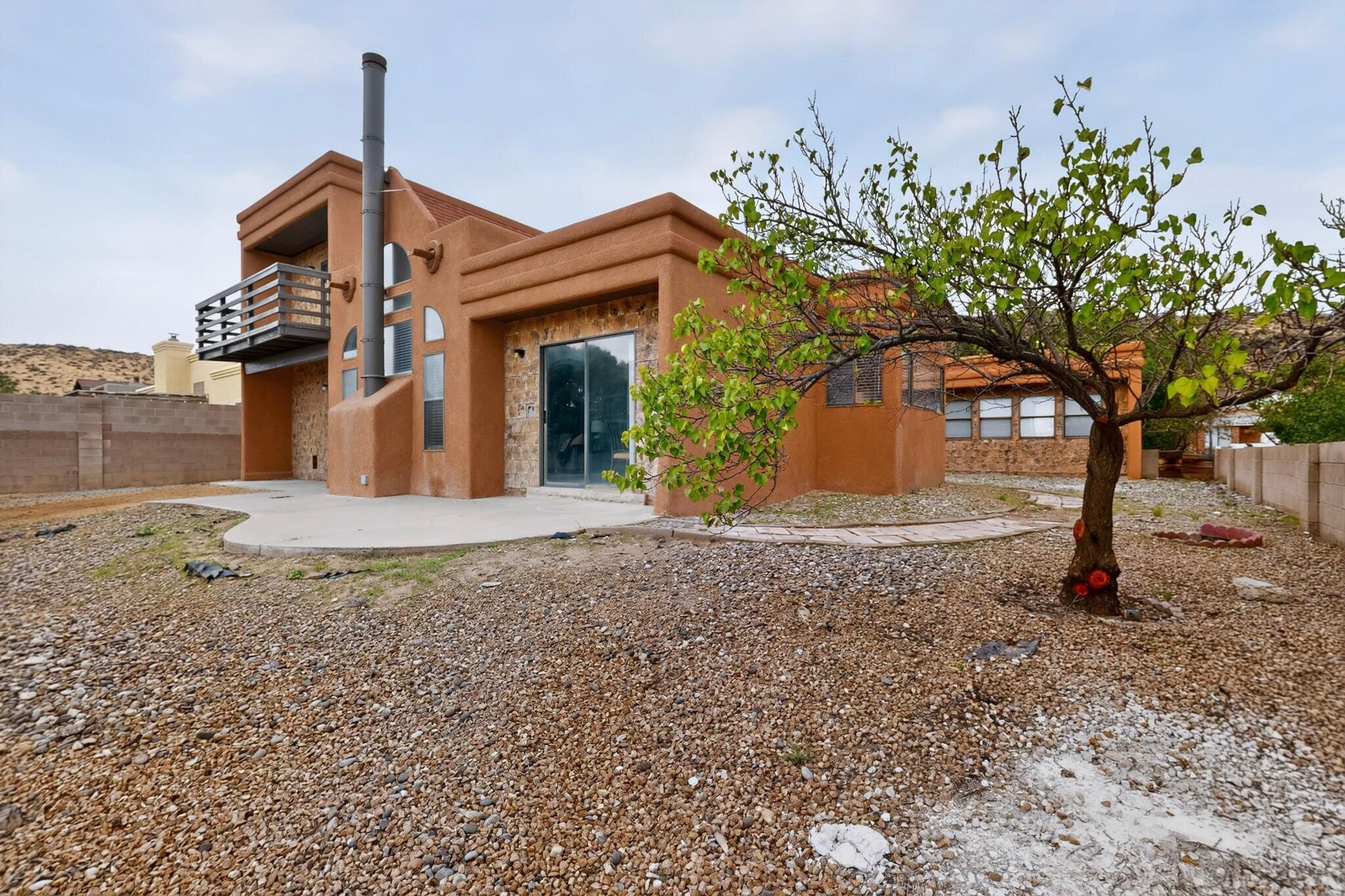 Photo 6 — 5906 Painted Pony Drive NW