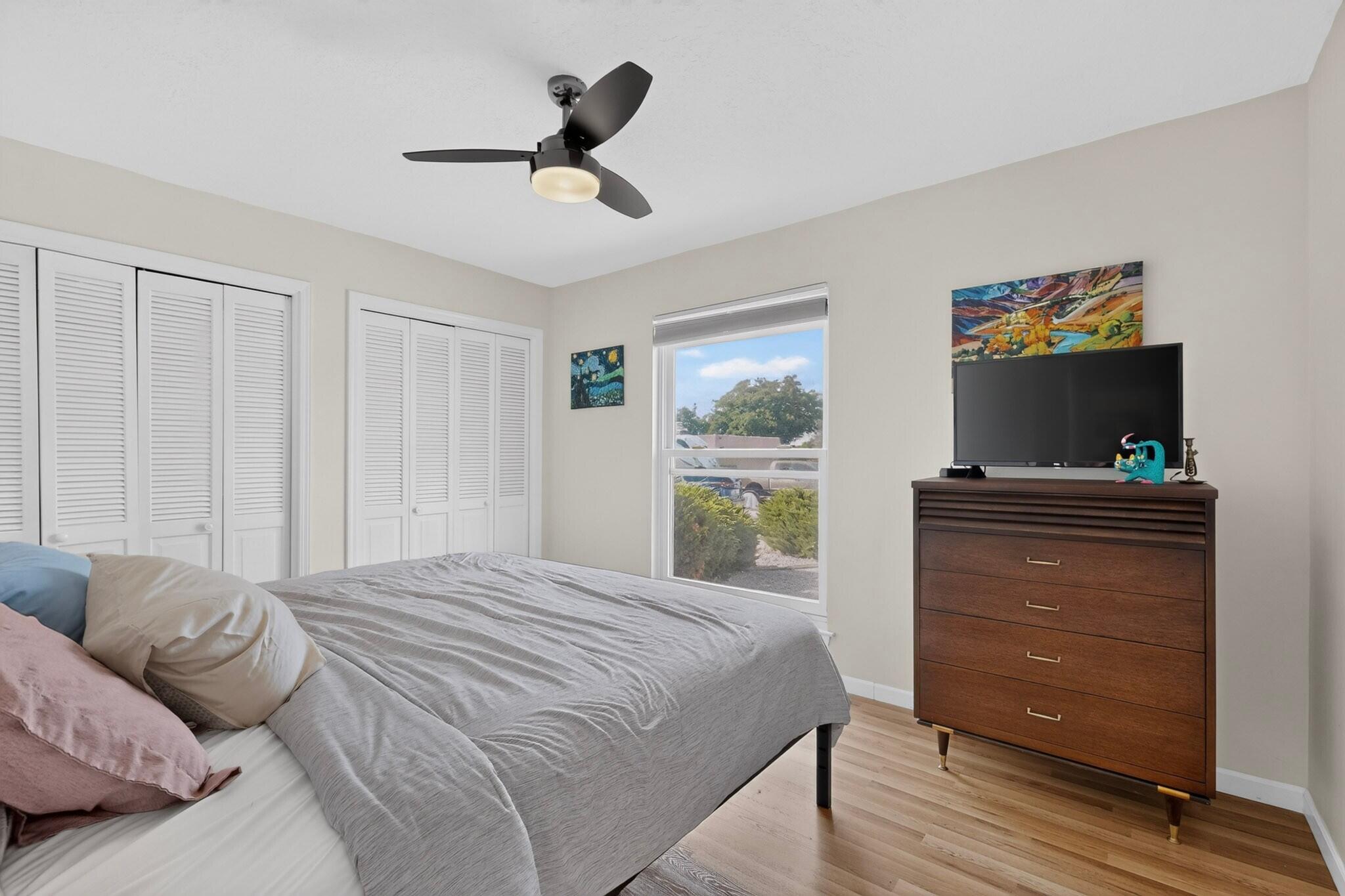 Photo 2 — 12212 Lexington Avenue NE