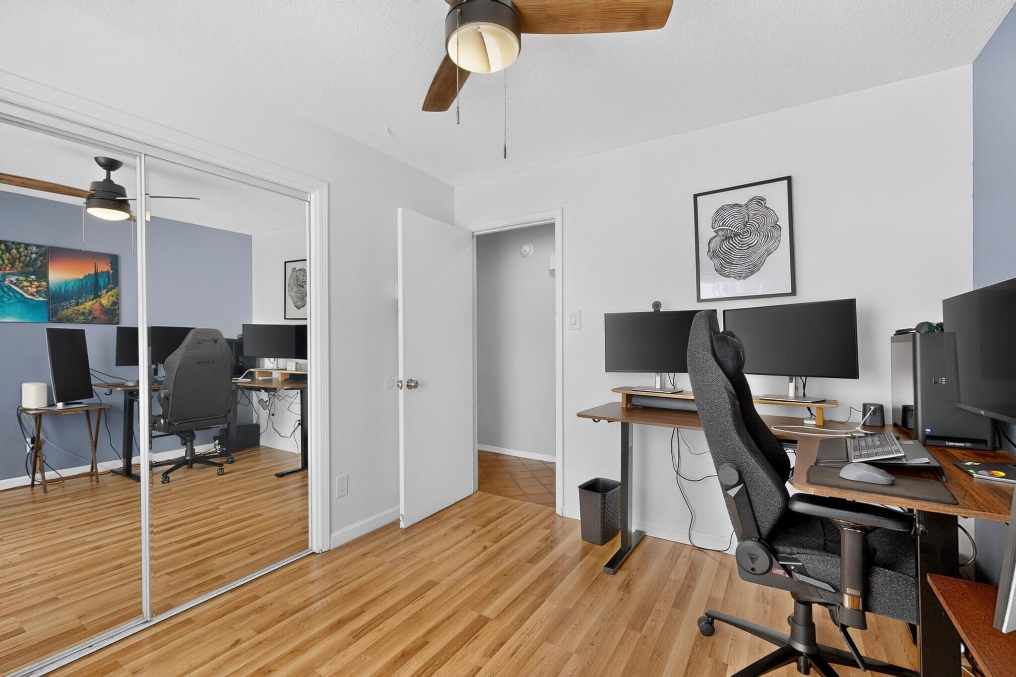 Photo 7 — 12212 Lexington Avenue NE
