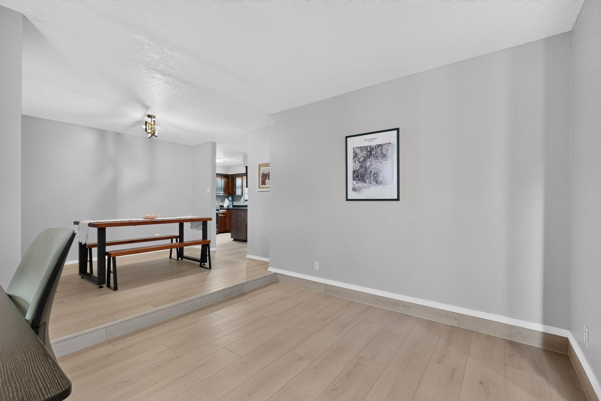 Photo 18 — 12212 Lexington Avenue NE