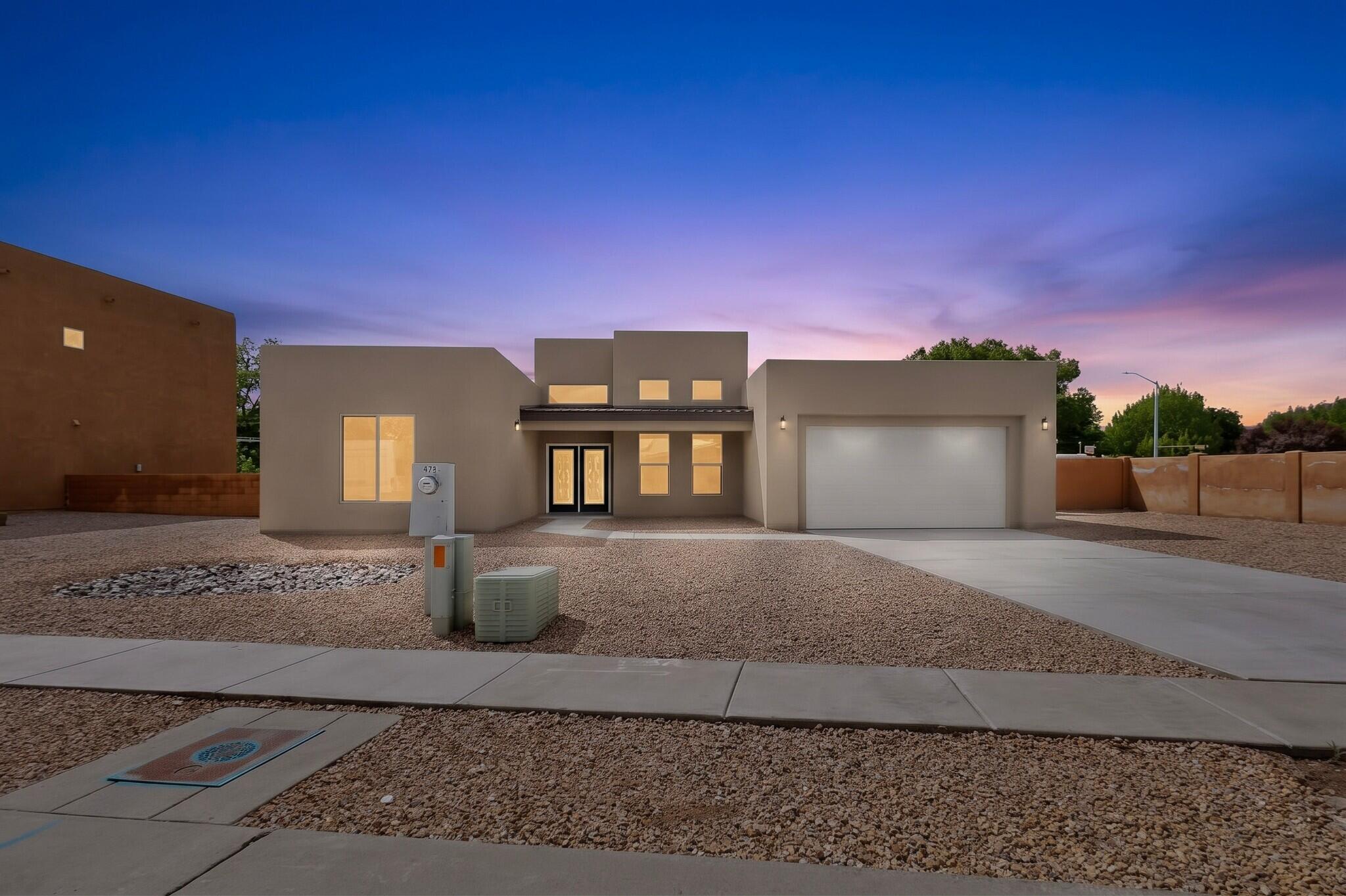 335 Manuel Sanchez Place SW, Albuquerque, NM 87105