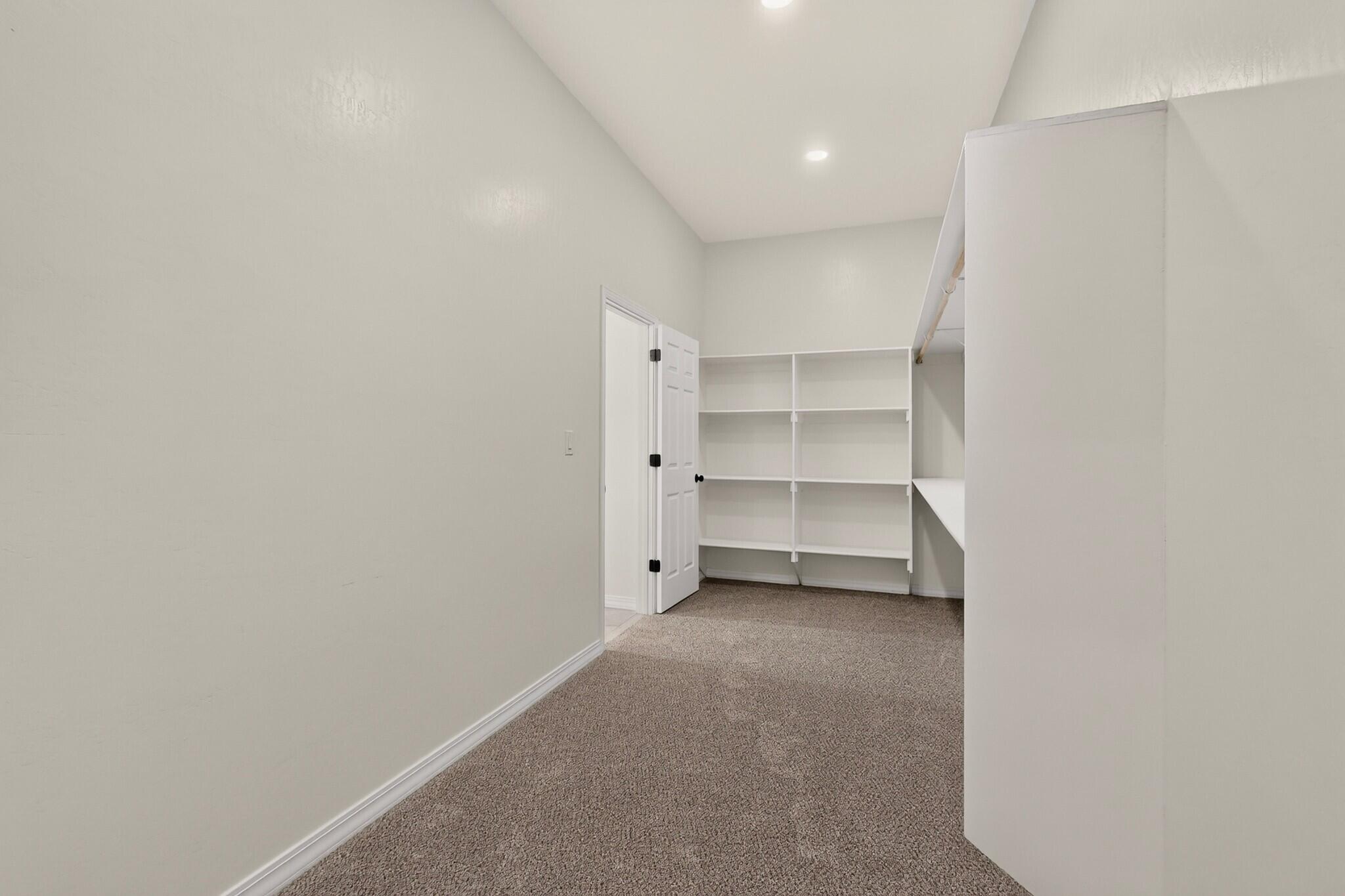 Photo 20 — 335 Manuel Sanchez Place SW
