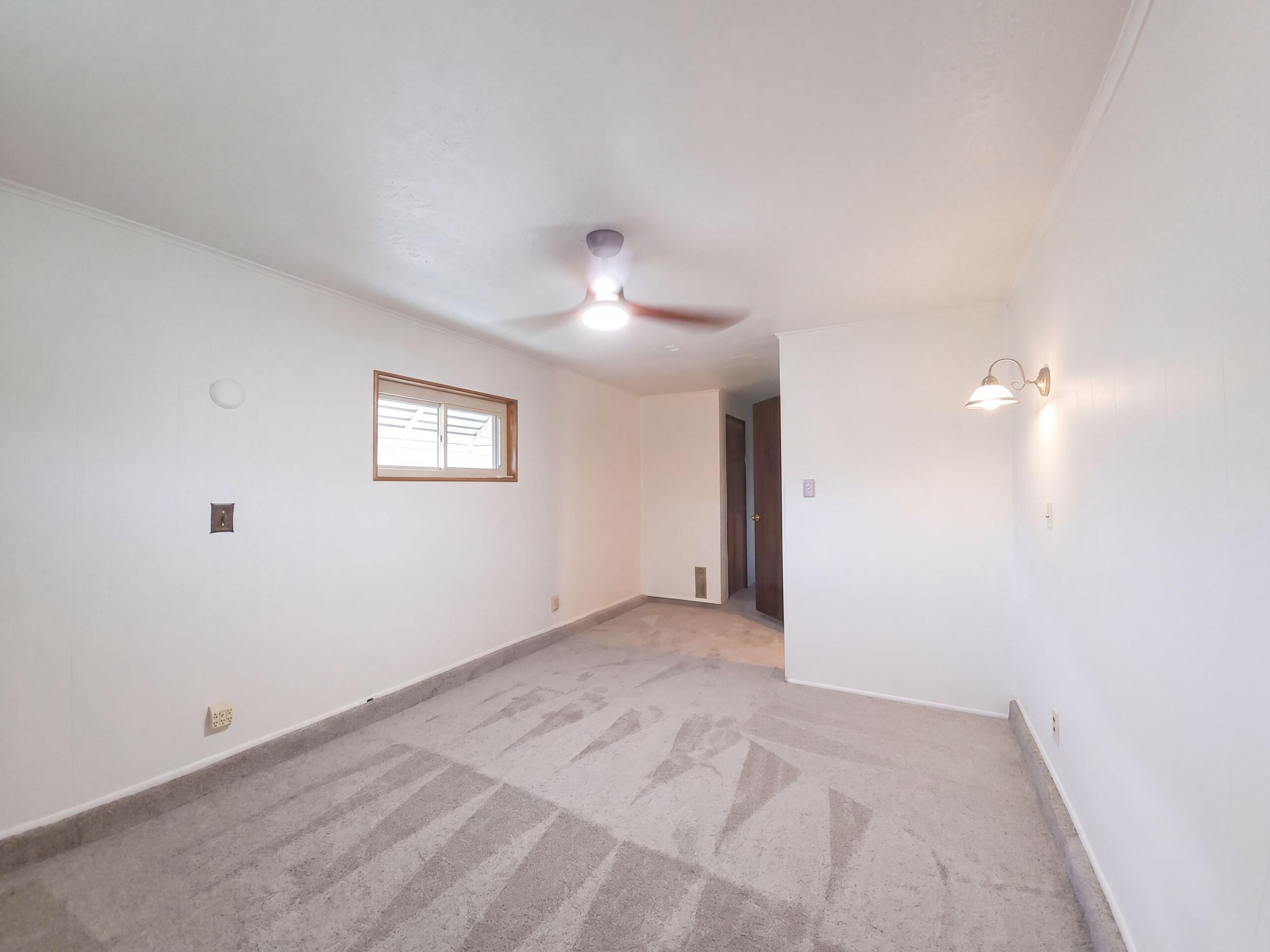 Photo 15 — 9222 Aztec Road NE