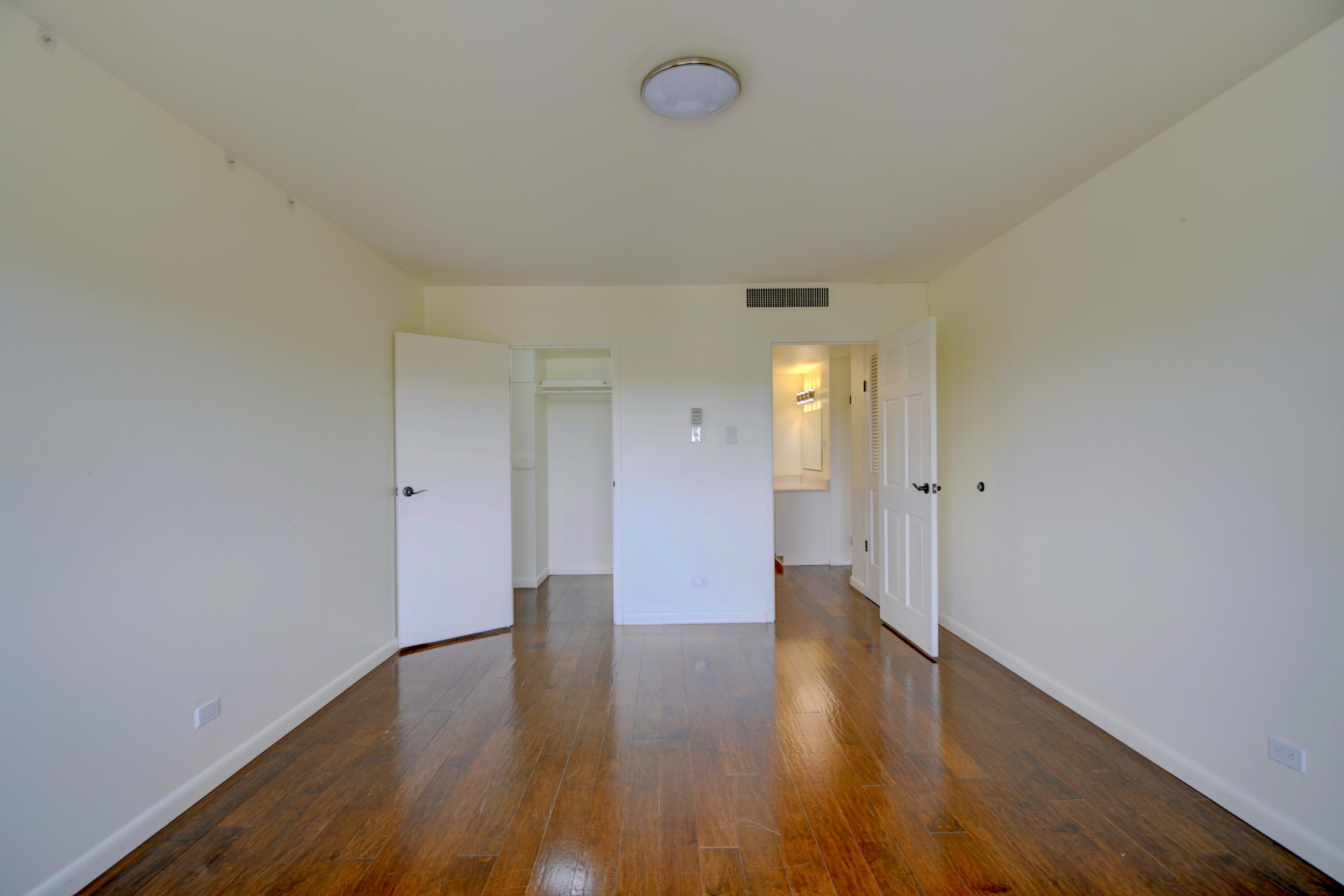 Photo 14 — 1331 Park Avenue SW UNIT 1204