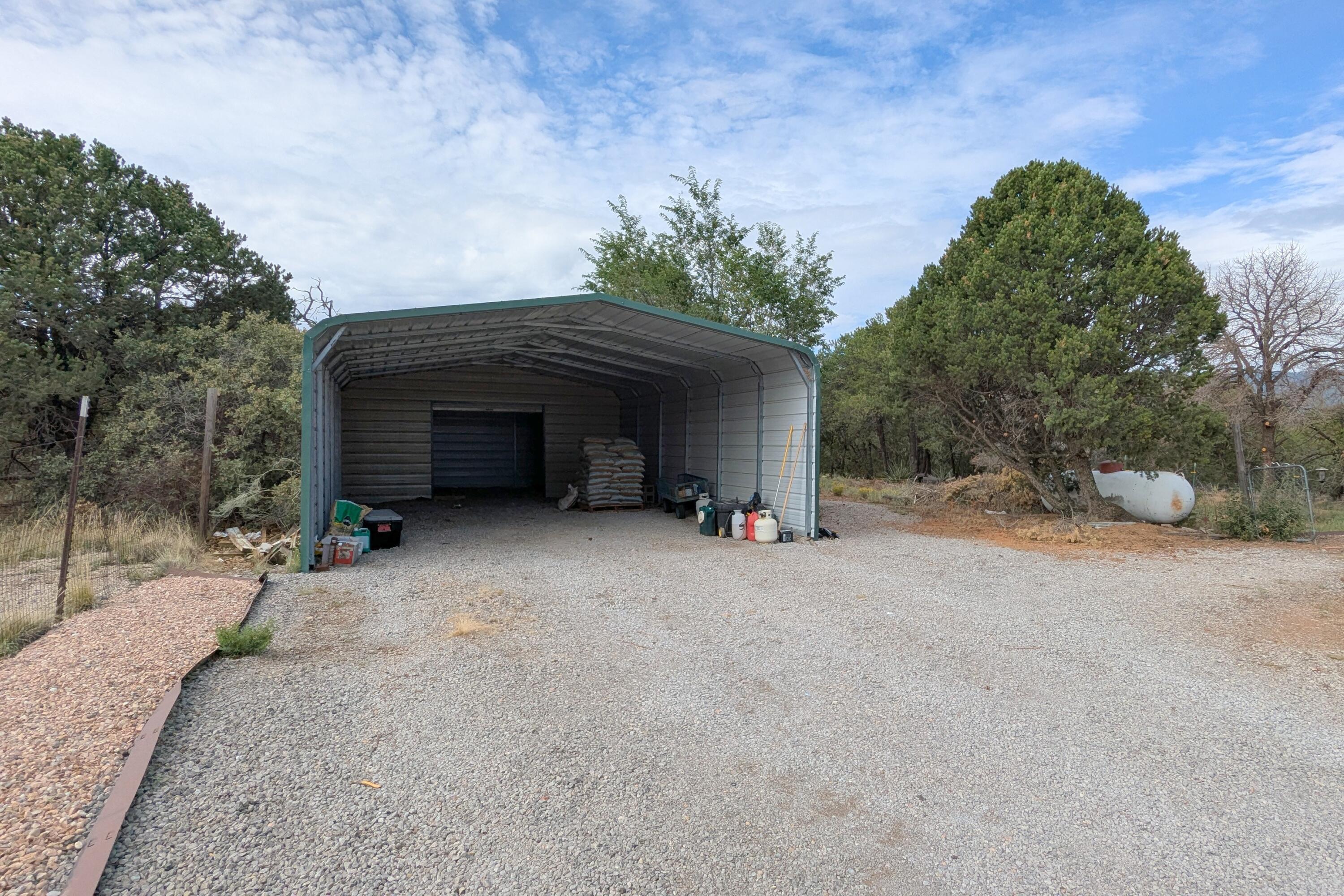 Photo 2 — 4 Quail Run Court