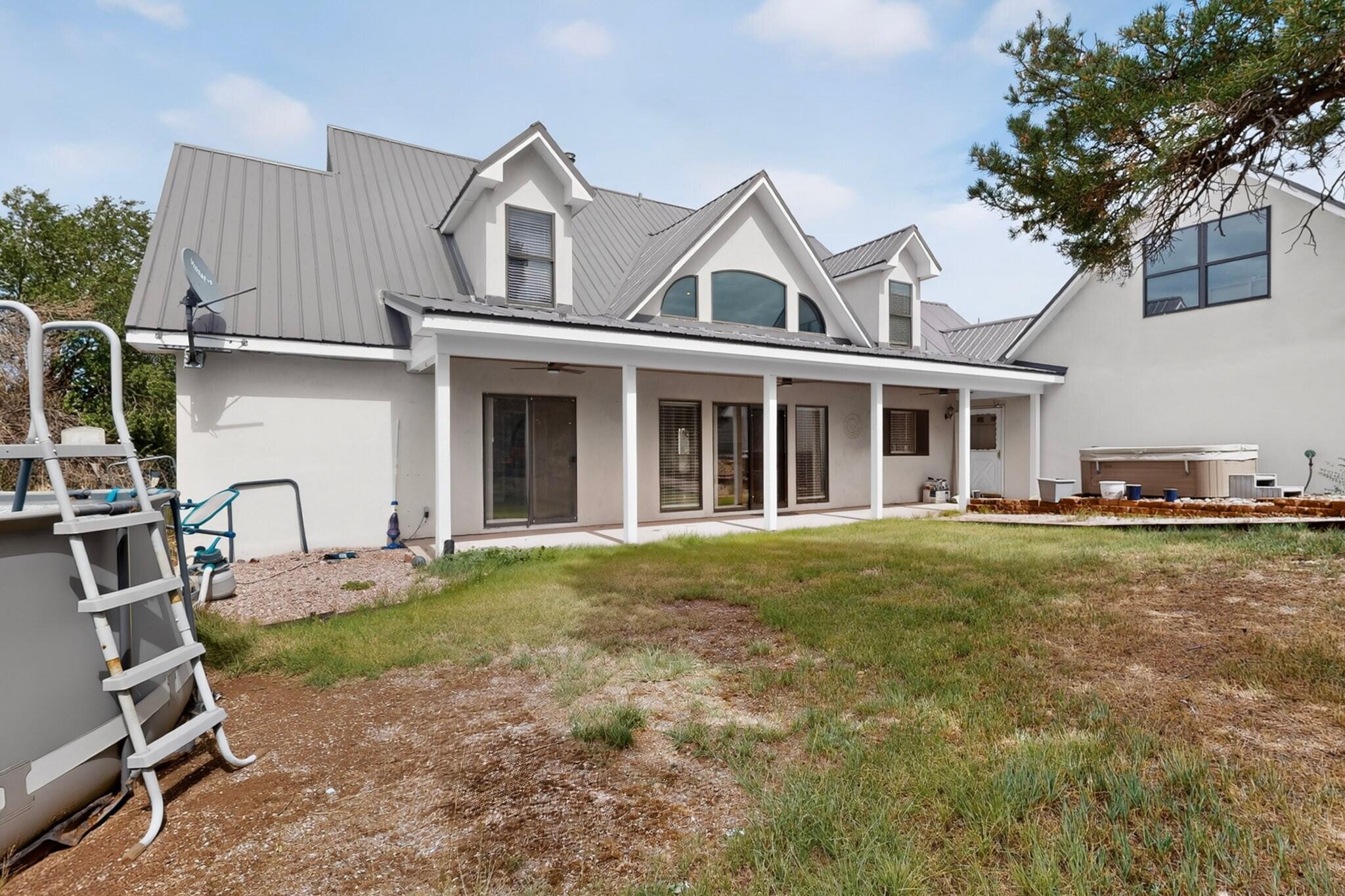 Photo 5 — 4 Quail Run Court