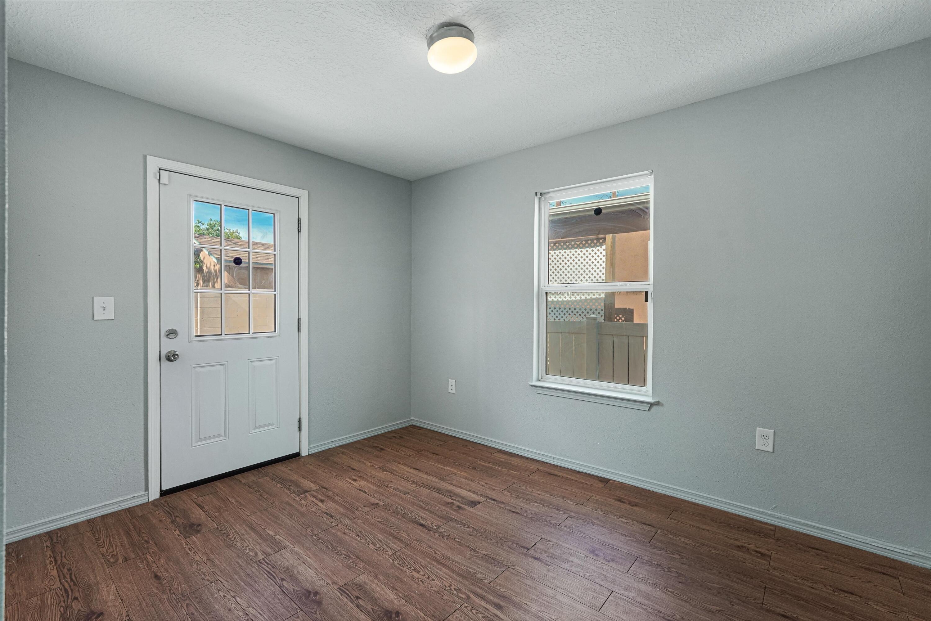 Photo 9 — 6427 Trujillo Road SW
