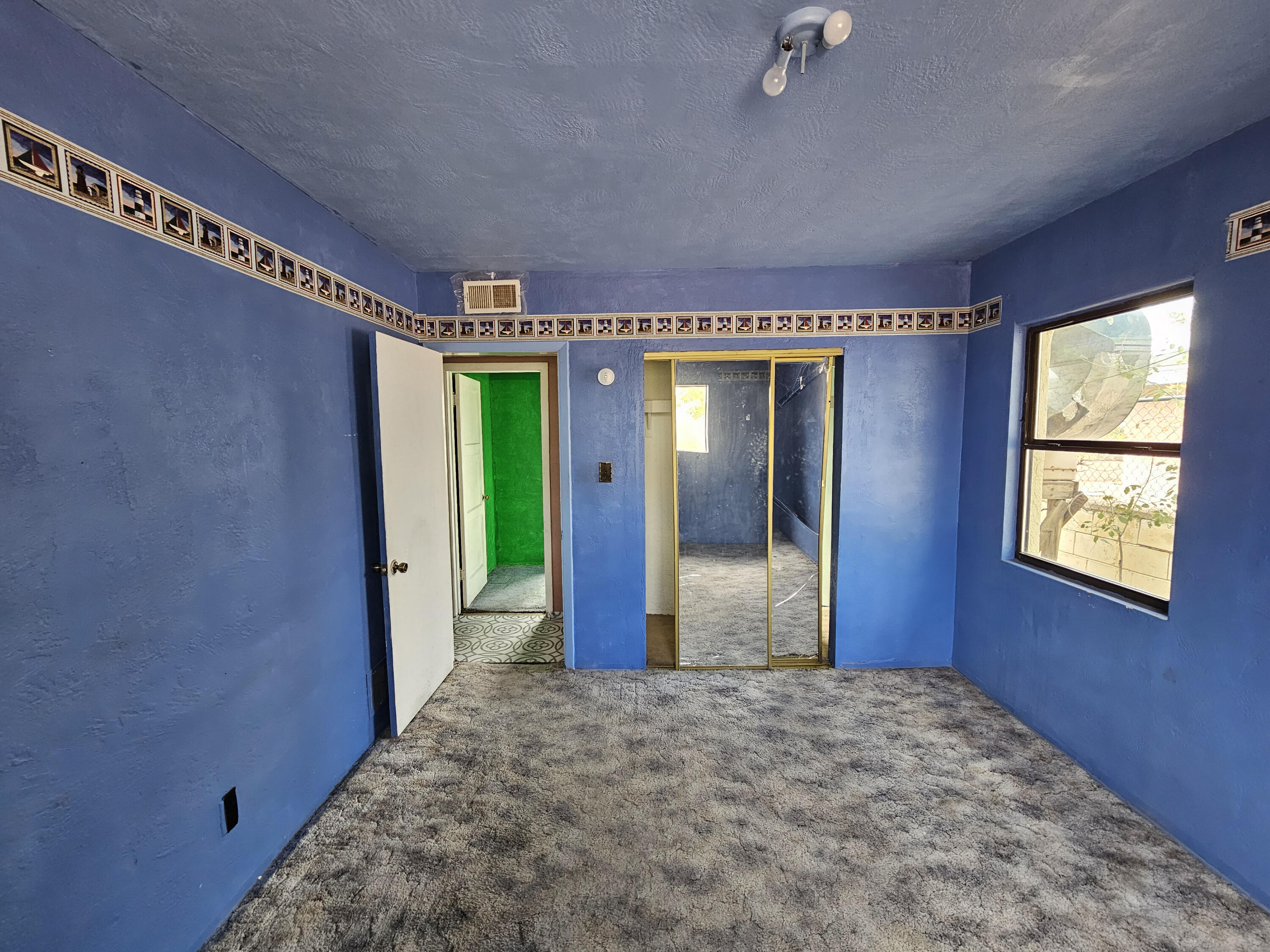 Photo 10 — 2109 Stanford Drive SE