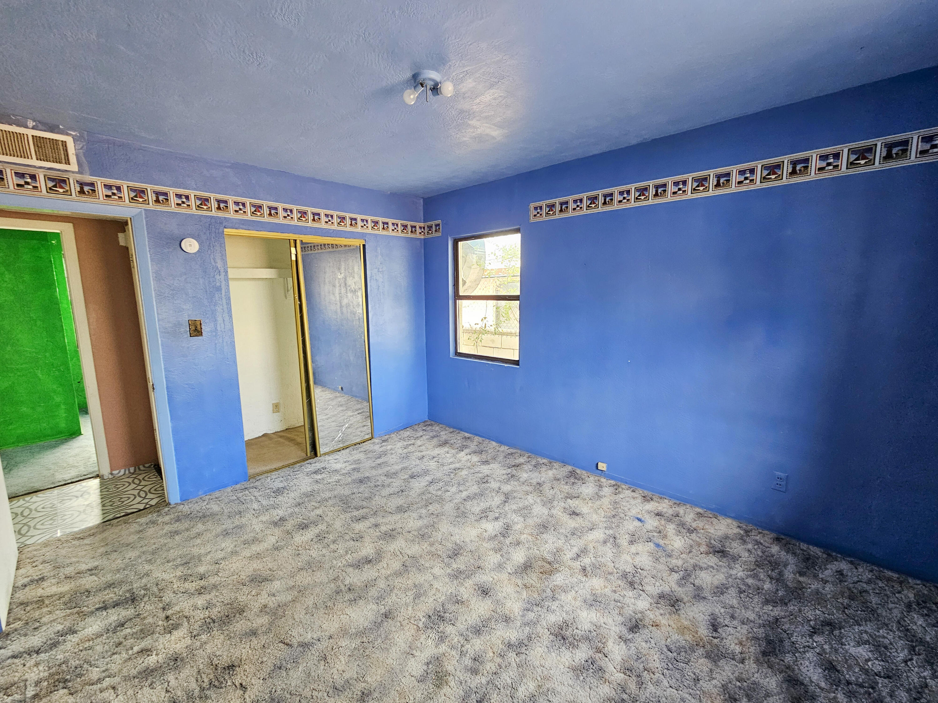 Photo 11 — 2109 Stanford Drive SE