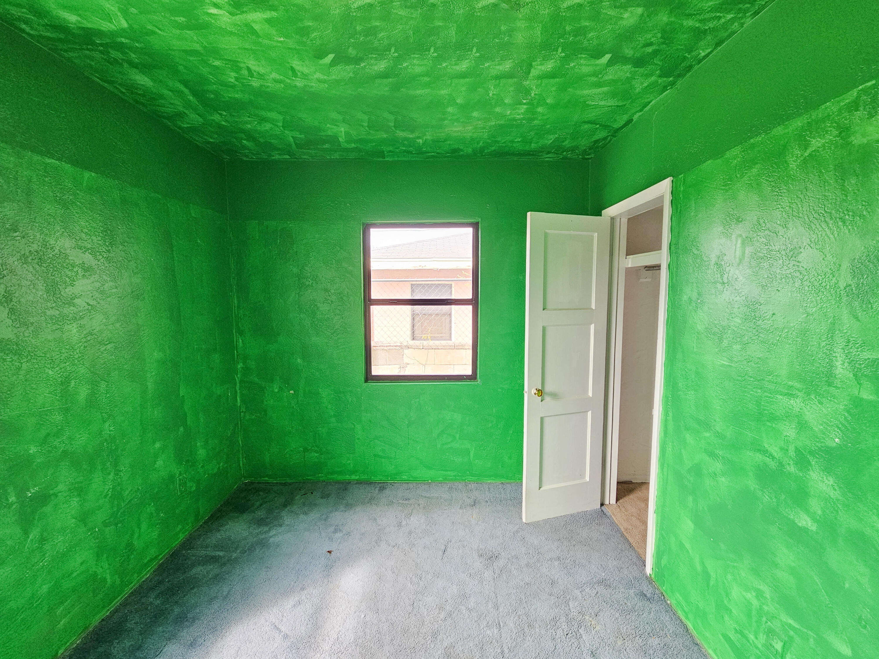 Photo 14 — 2109 Stanford Drive SE