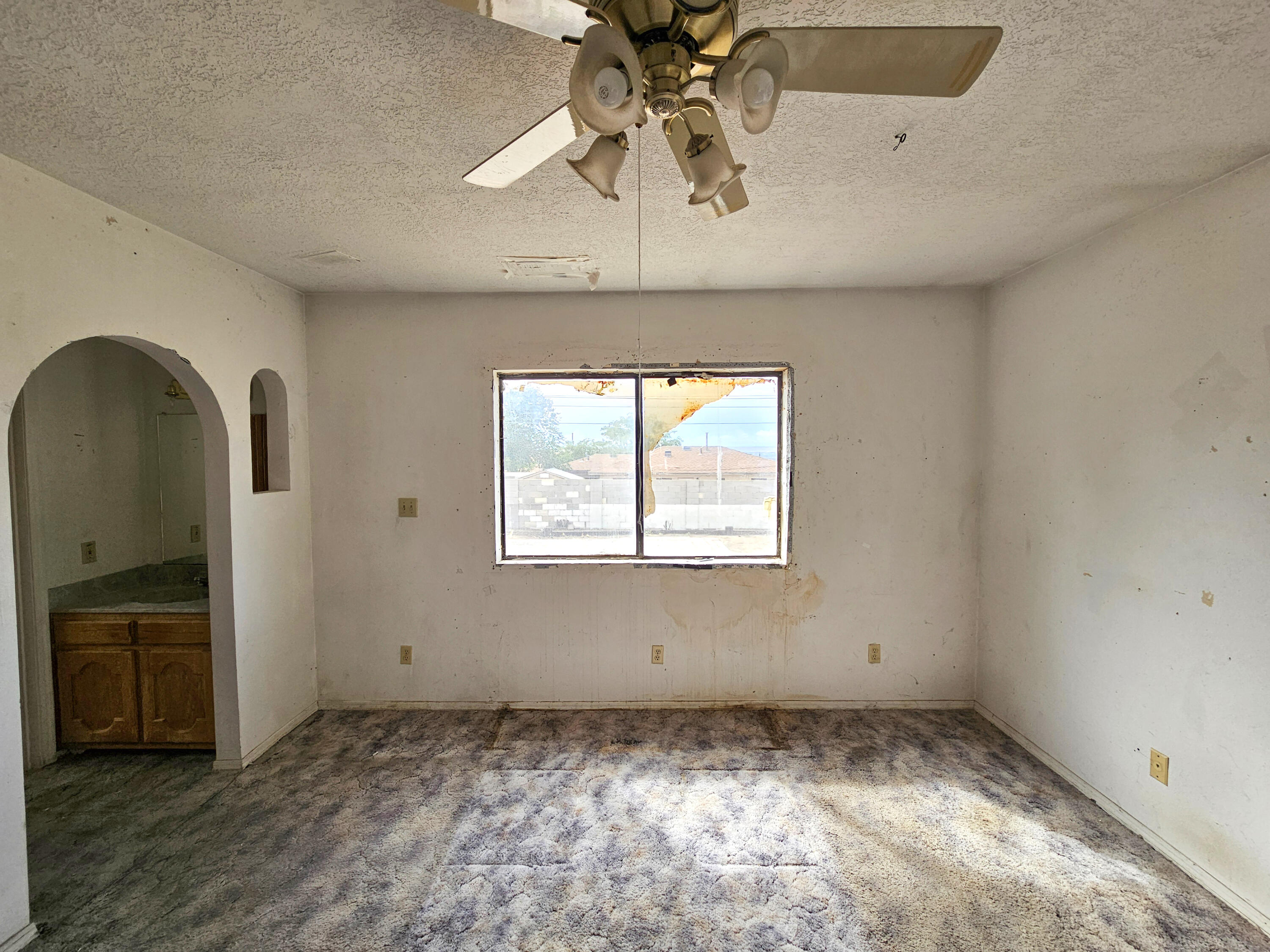 Photo 19 — 2109 Stanford Drive SE