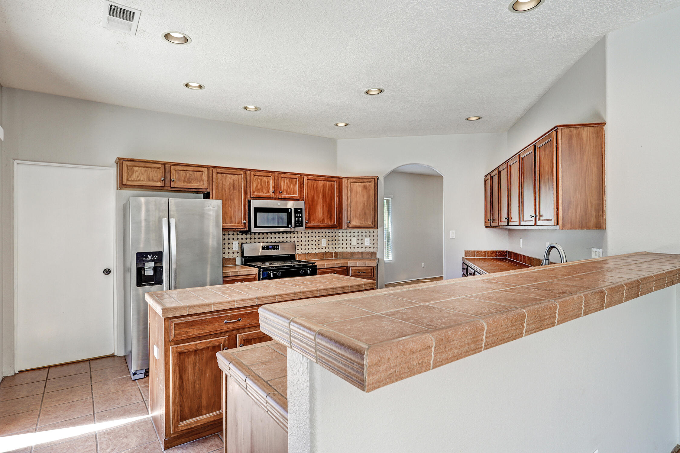 Photo 14 — 10400 Toscana Street NW
