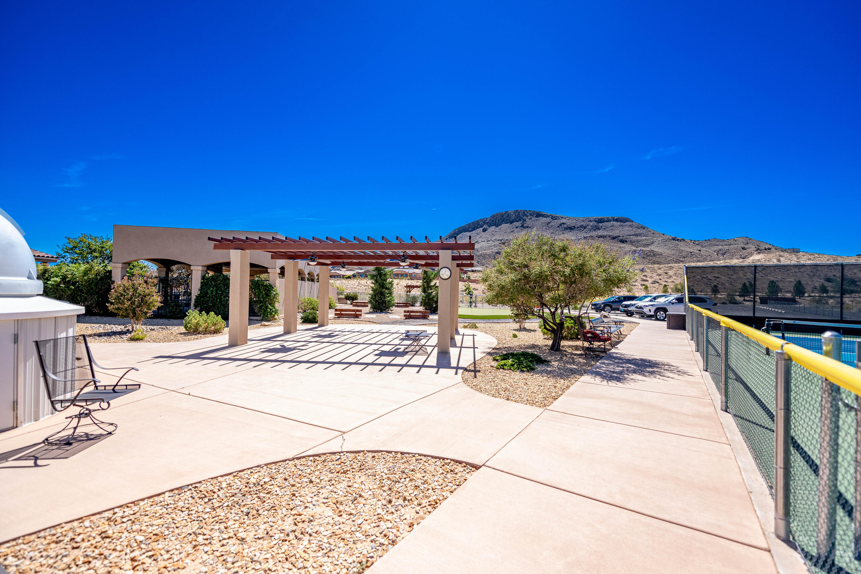 Photo 5 — 240 Rio Chama Circle SW