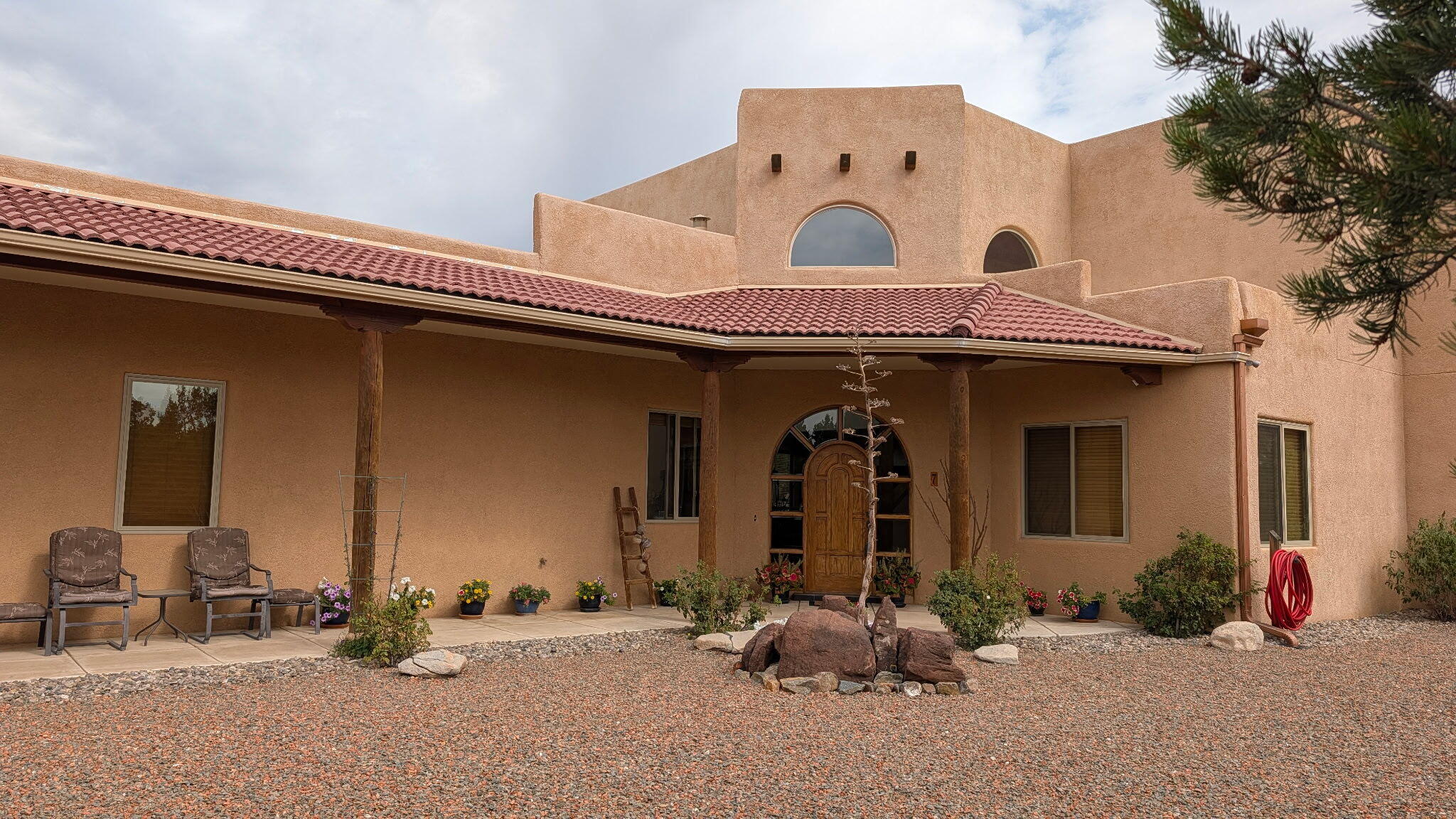 7 Pinon Grande, Edgewood, NM 87015