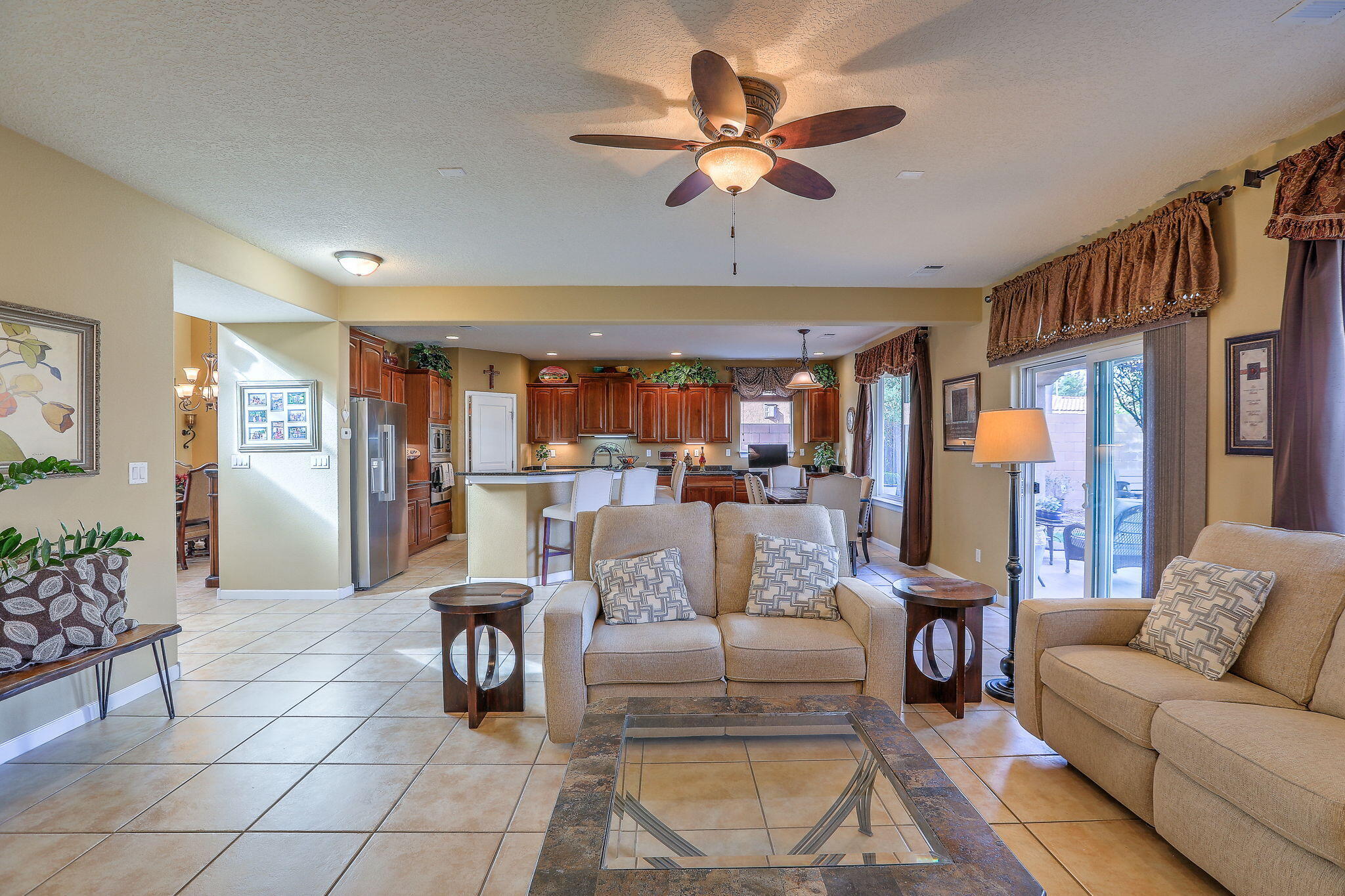 Photo 5 — 42 Los Miradores Drive NE
