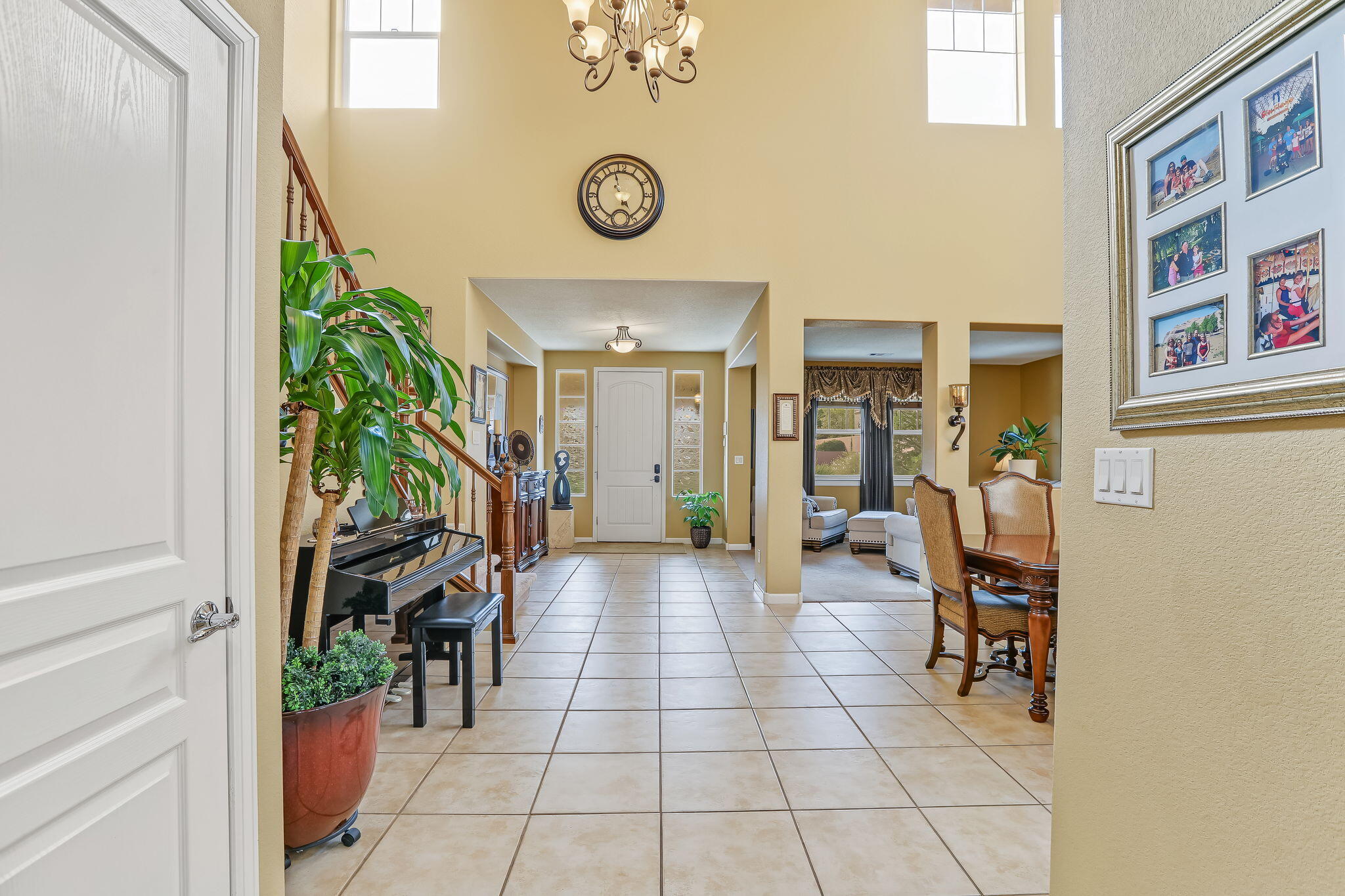 Photo 15 — 42 Los Miradores Drive NE
