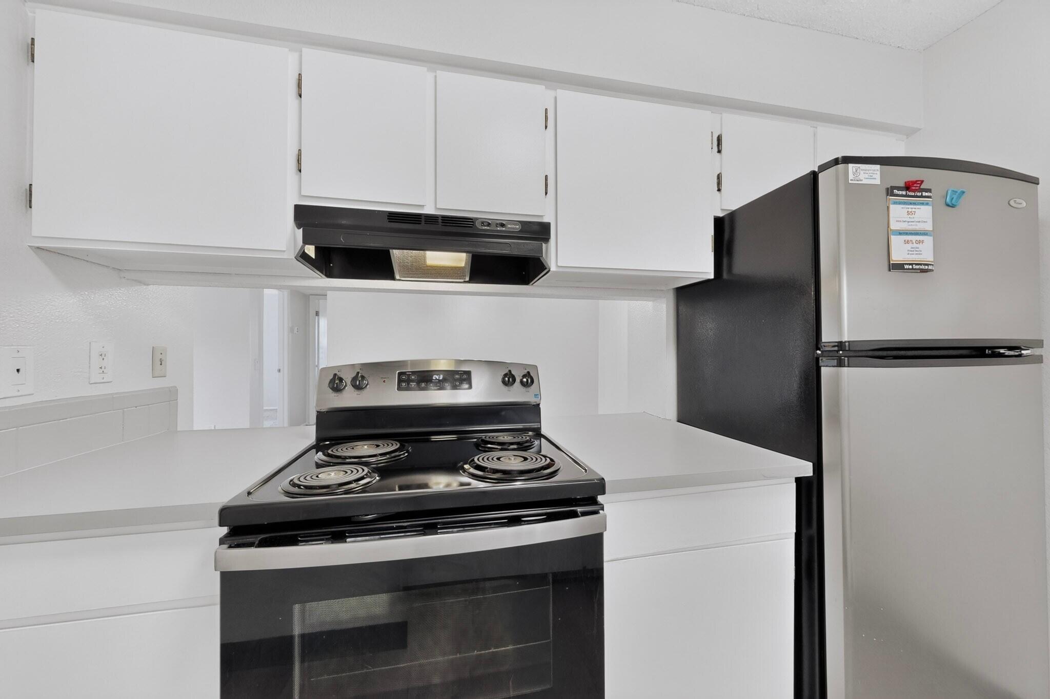 Photo 11 — 3845 Montgomery Boulevard NE APT 925