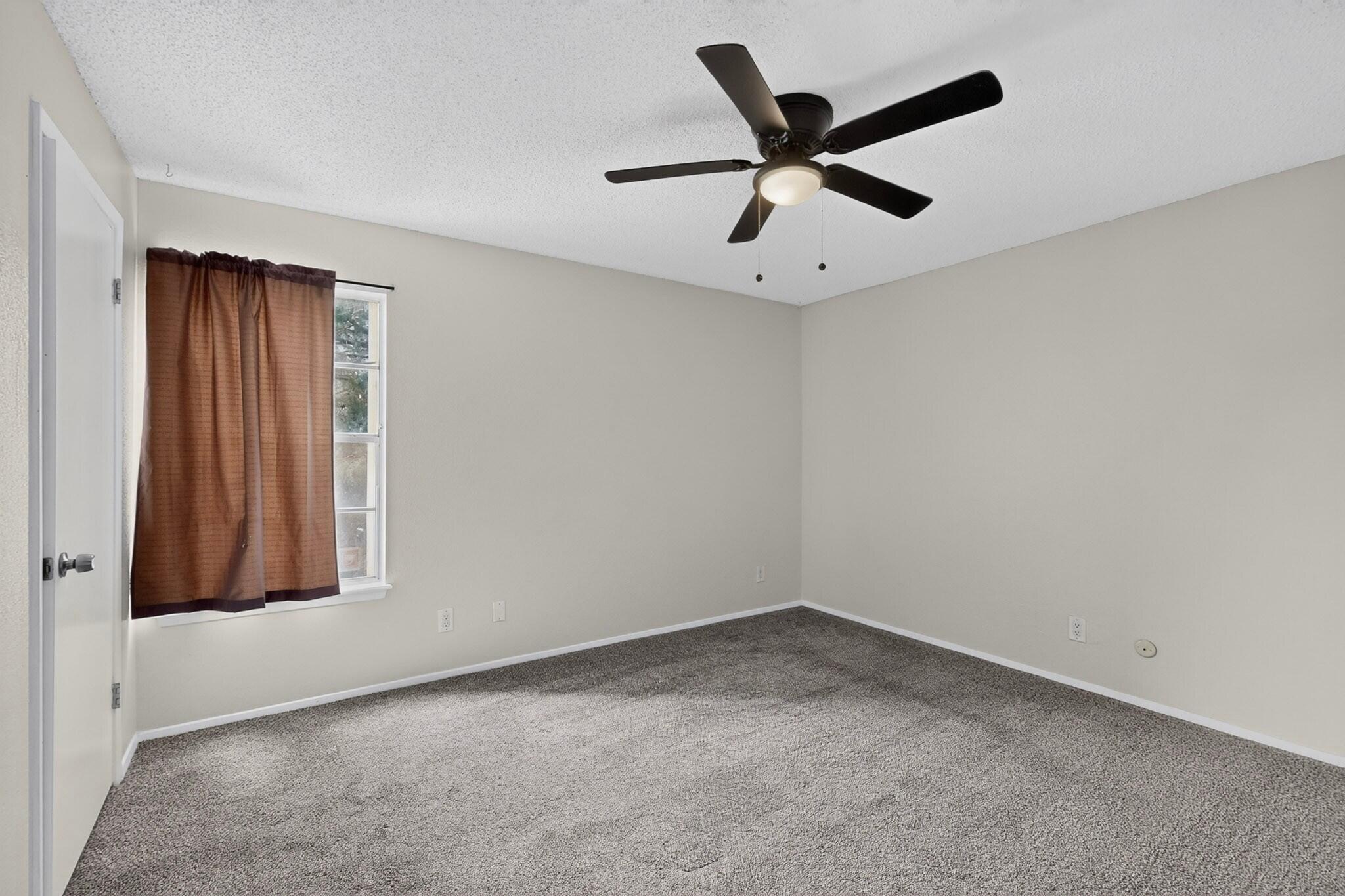 Photo 13 — 3845 Montgomery Boulevard NE APT 925