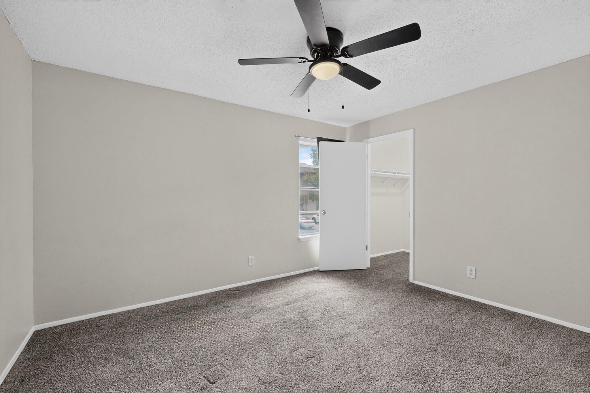 Photo 19 — 3845 Montgomery Boulevard NE APT 925