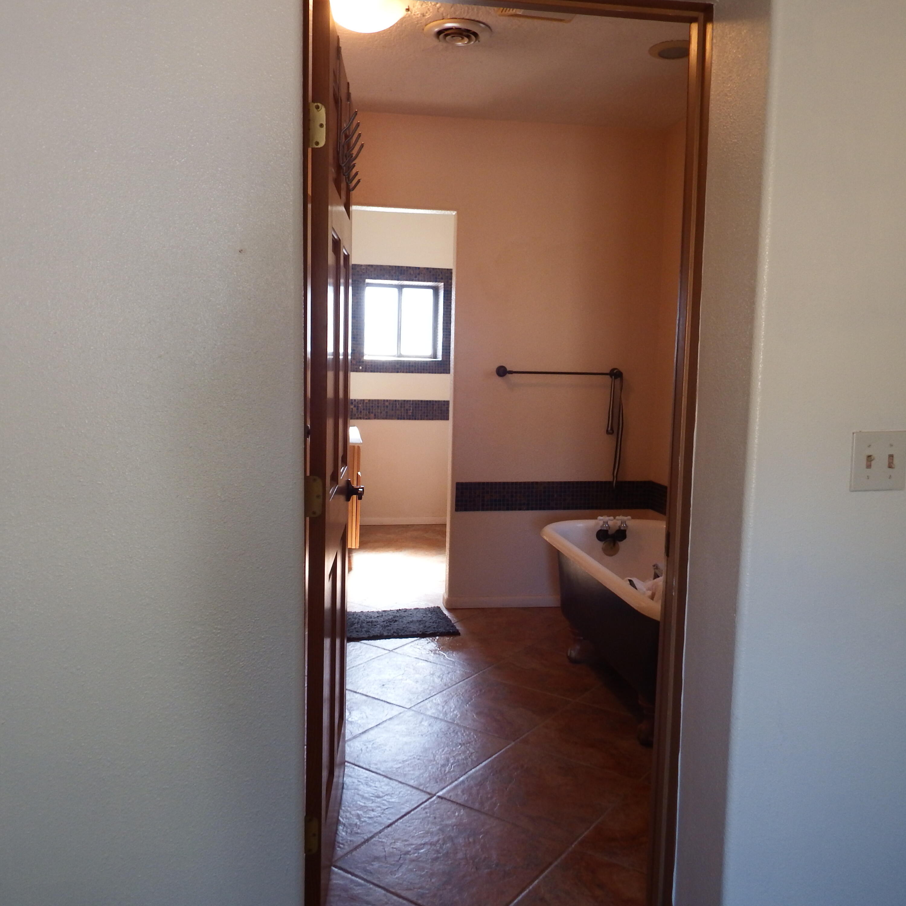 Photo 5 — 514 Terry Avenue