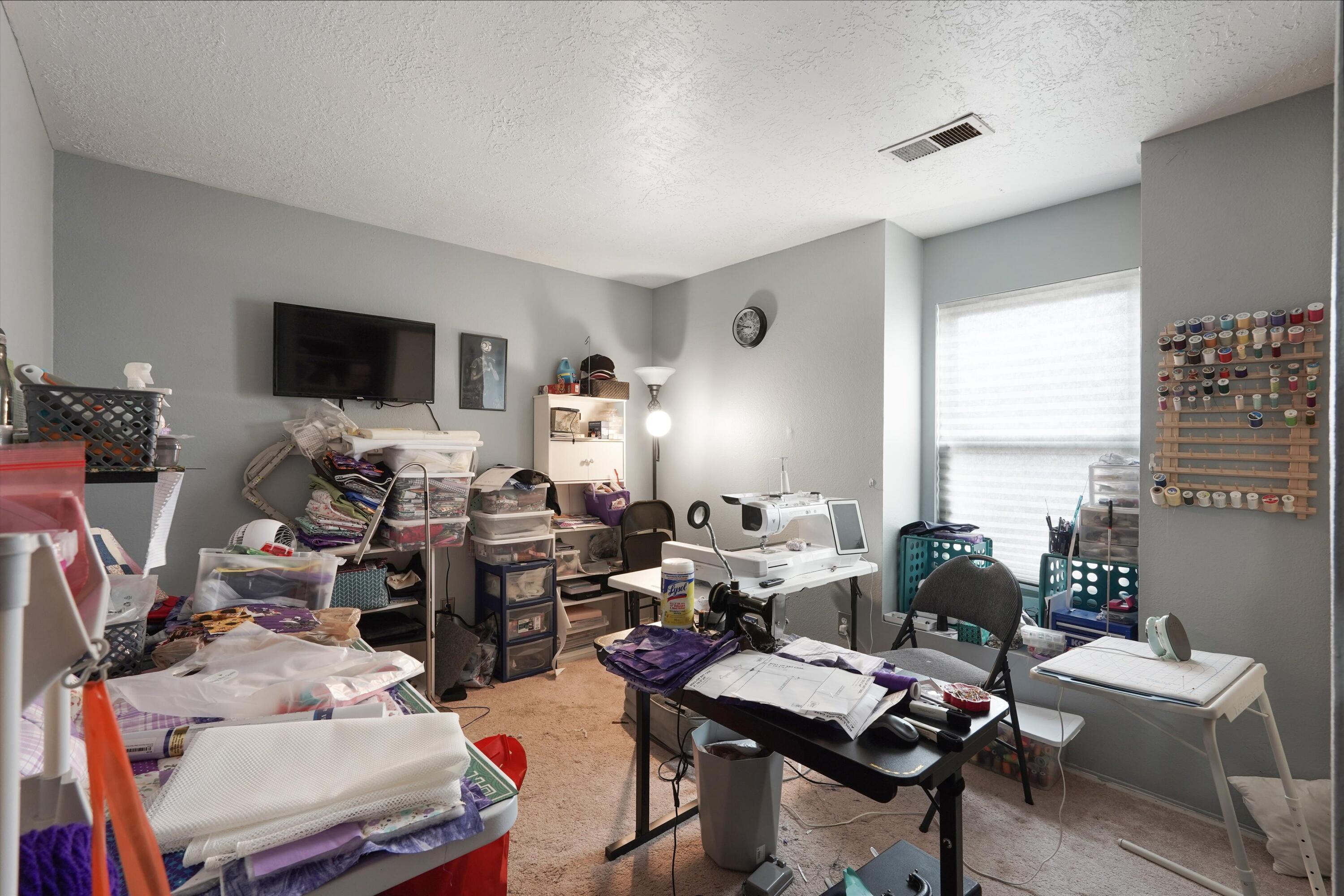 Photo 10 — 451 Stallion Road SE