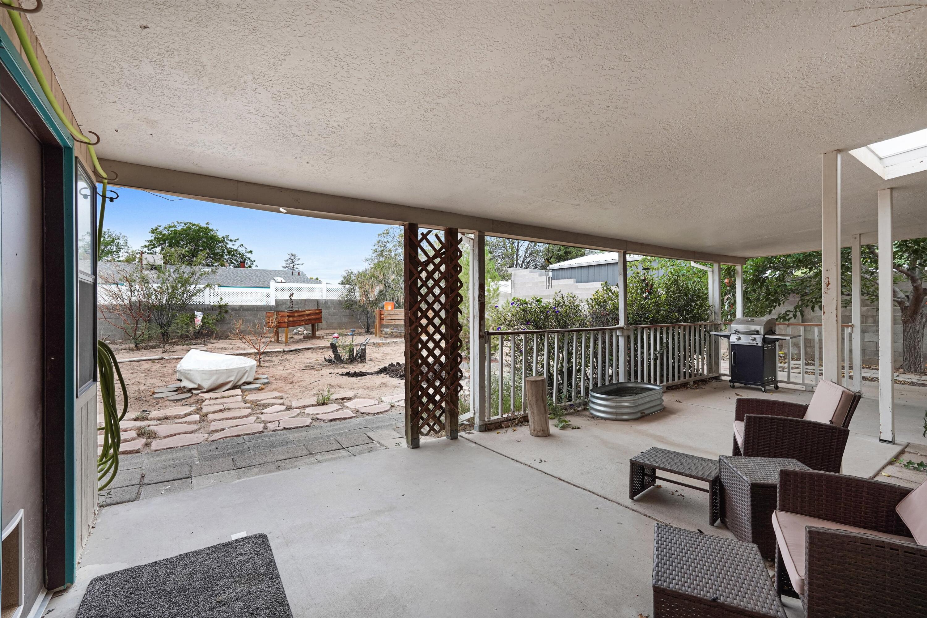 Photo 12 — 451 Stallion Road SE