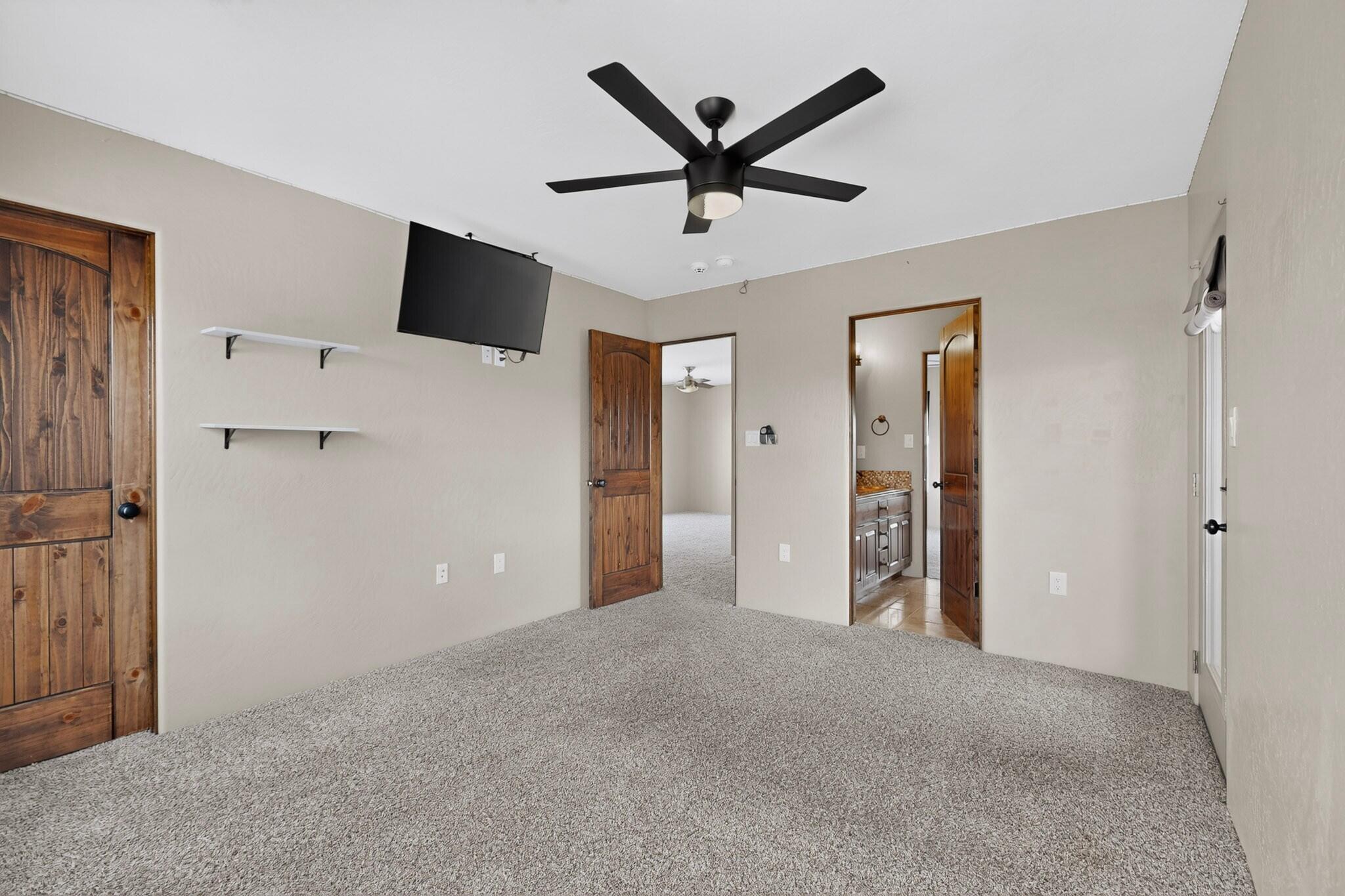 Photo 4 — 6530 Picardia Place NW