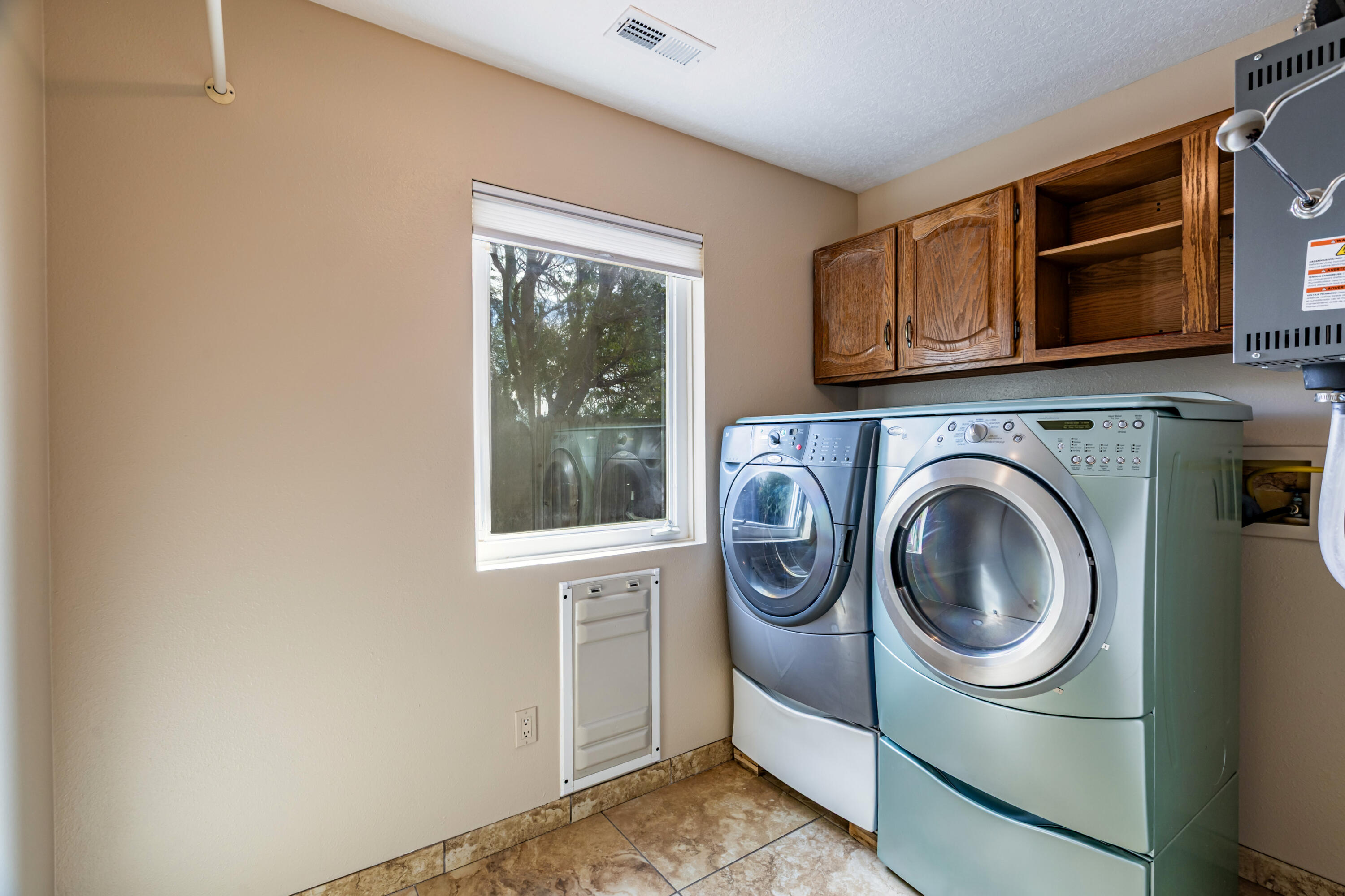 Photo 11 — 1805 33rd Street SE