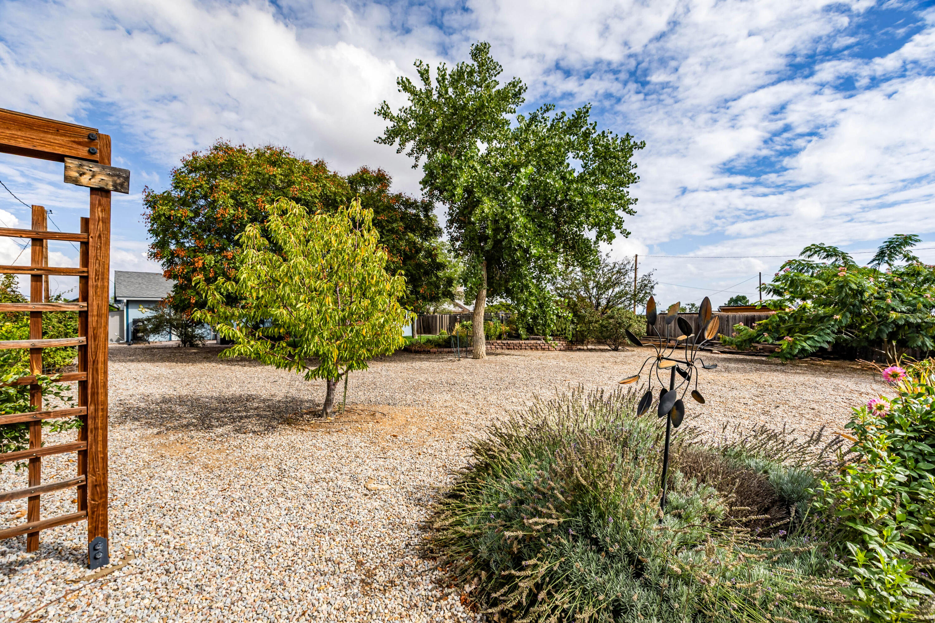 Photo 2 — 1805 33rd Street SE