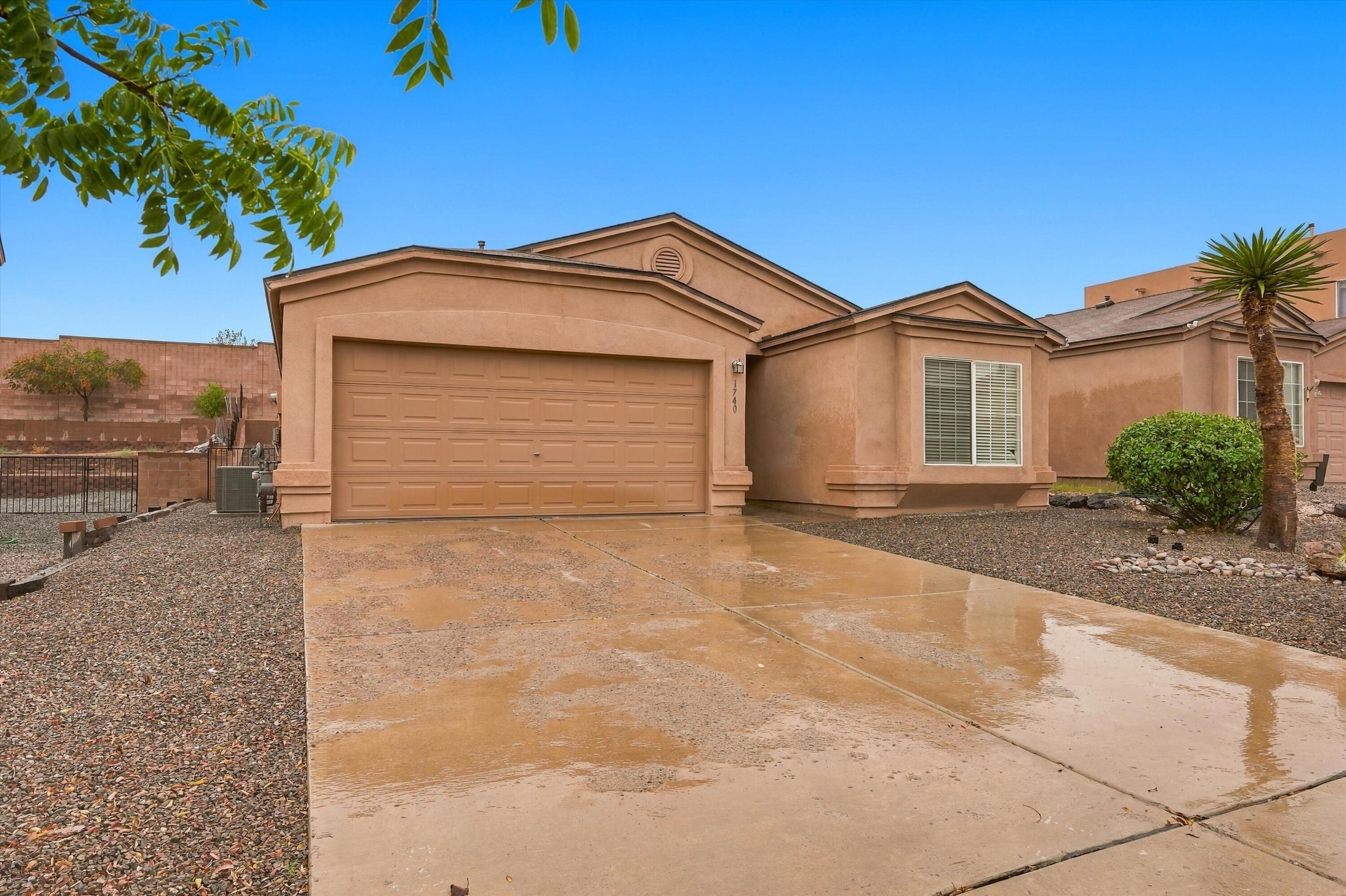 1740 Sierra Norte Loop NE