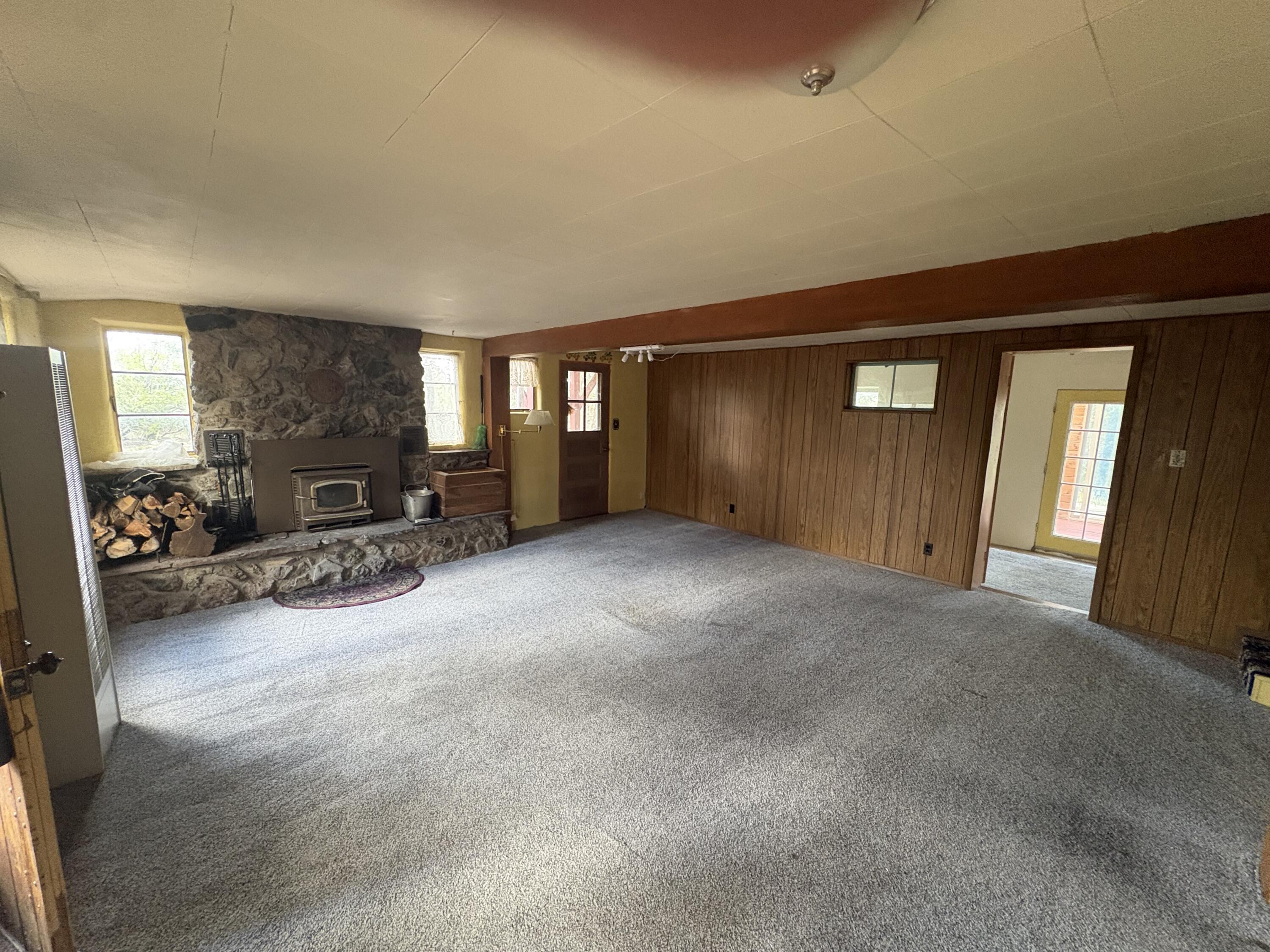 Photo 4 — 42 Ridge Drive