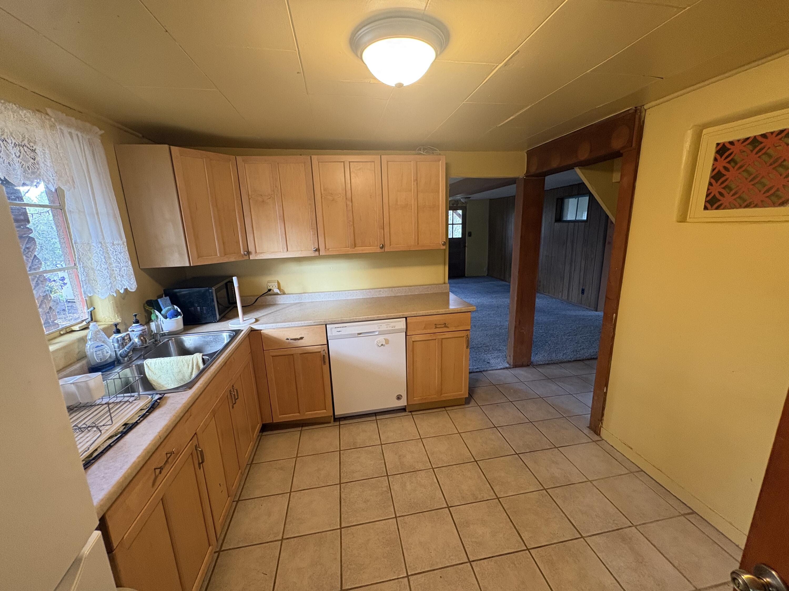 Photo 5 — 42 Ridge Drive