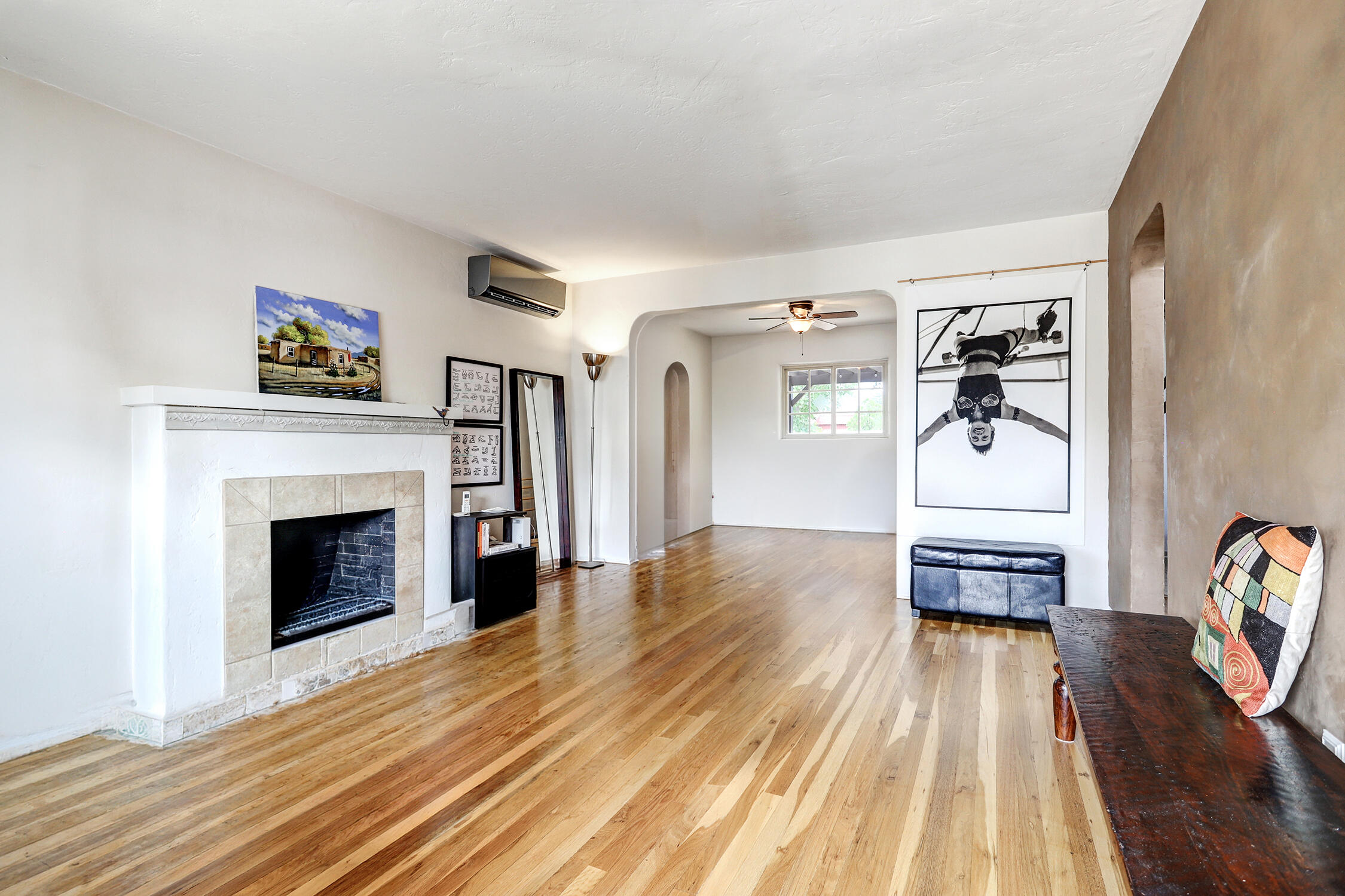 Photo 9 — 420 Manzano Street NE